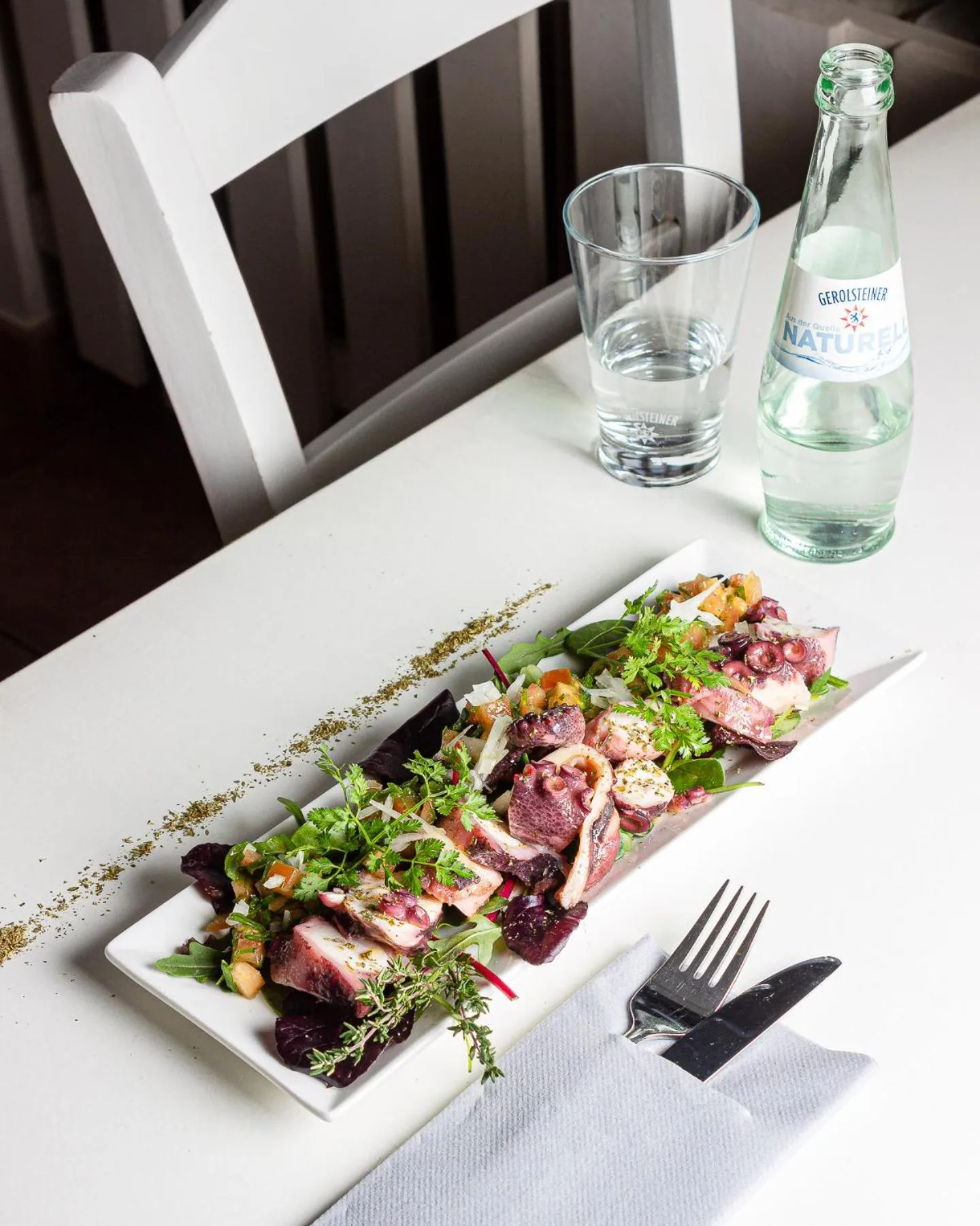 Food and drinks in Hotel Omega