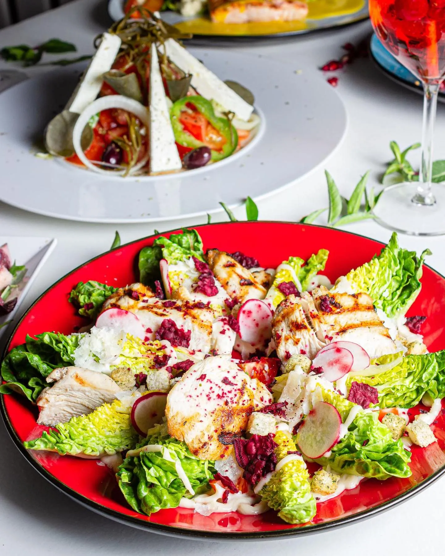 Food and drinks in Hotel Omega