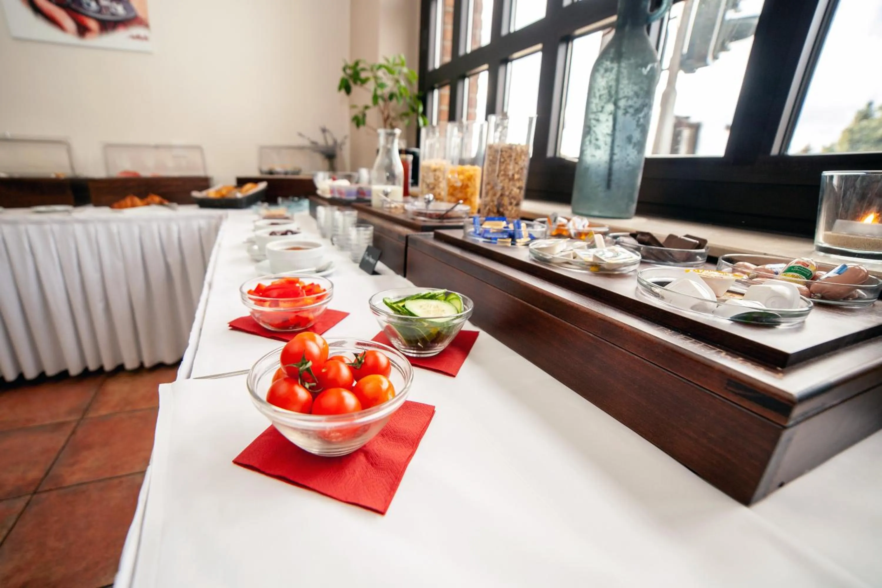 Breakfast in Hotel Omega