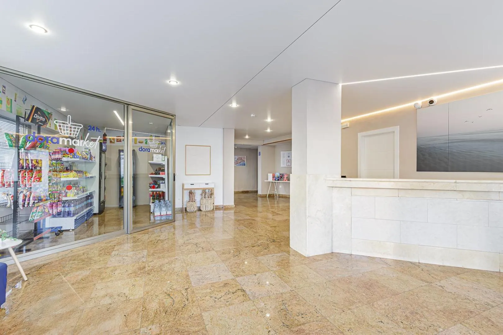 Lobby or reception in Apartamentos Doramar