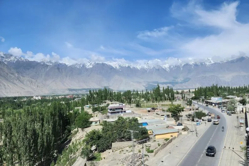 Mount View Hotel Skardu