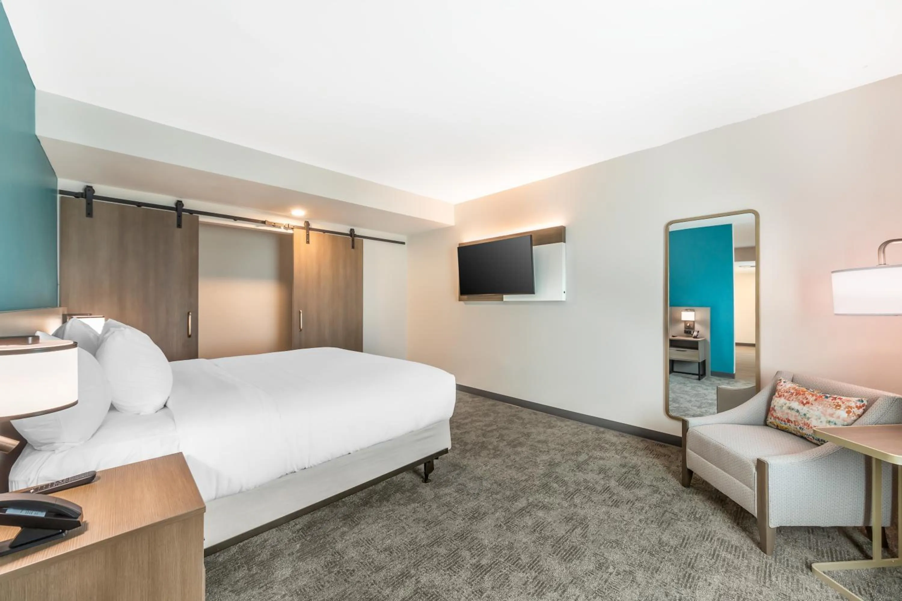 Bed in Comfort Suites Fort Myers East I-75