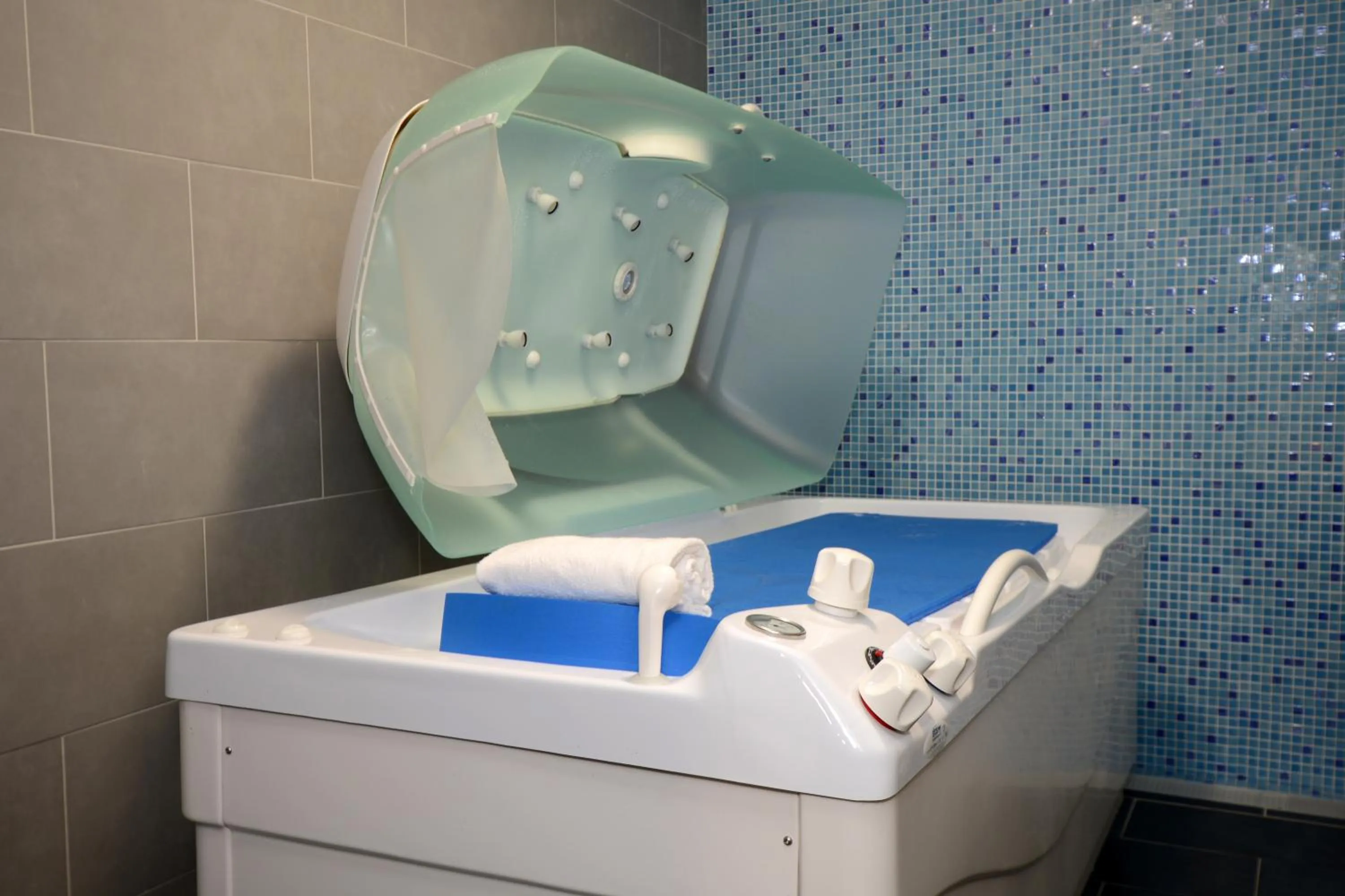 Spa and wellness centre/facilities in Résidence Odalys Le Lotus Blanc