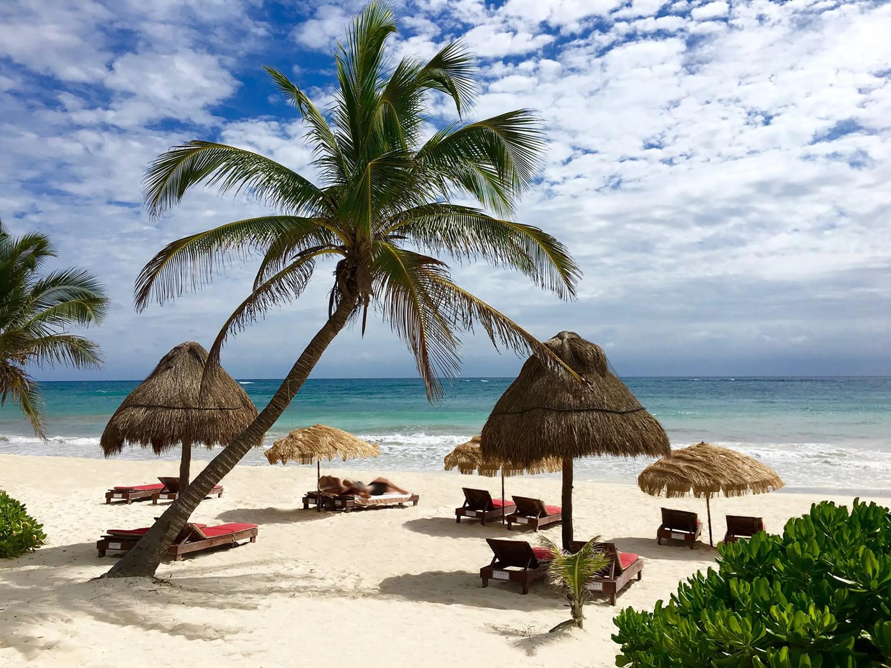 Beach in La Conchita Tulum