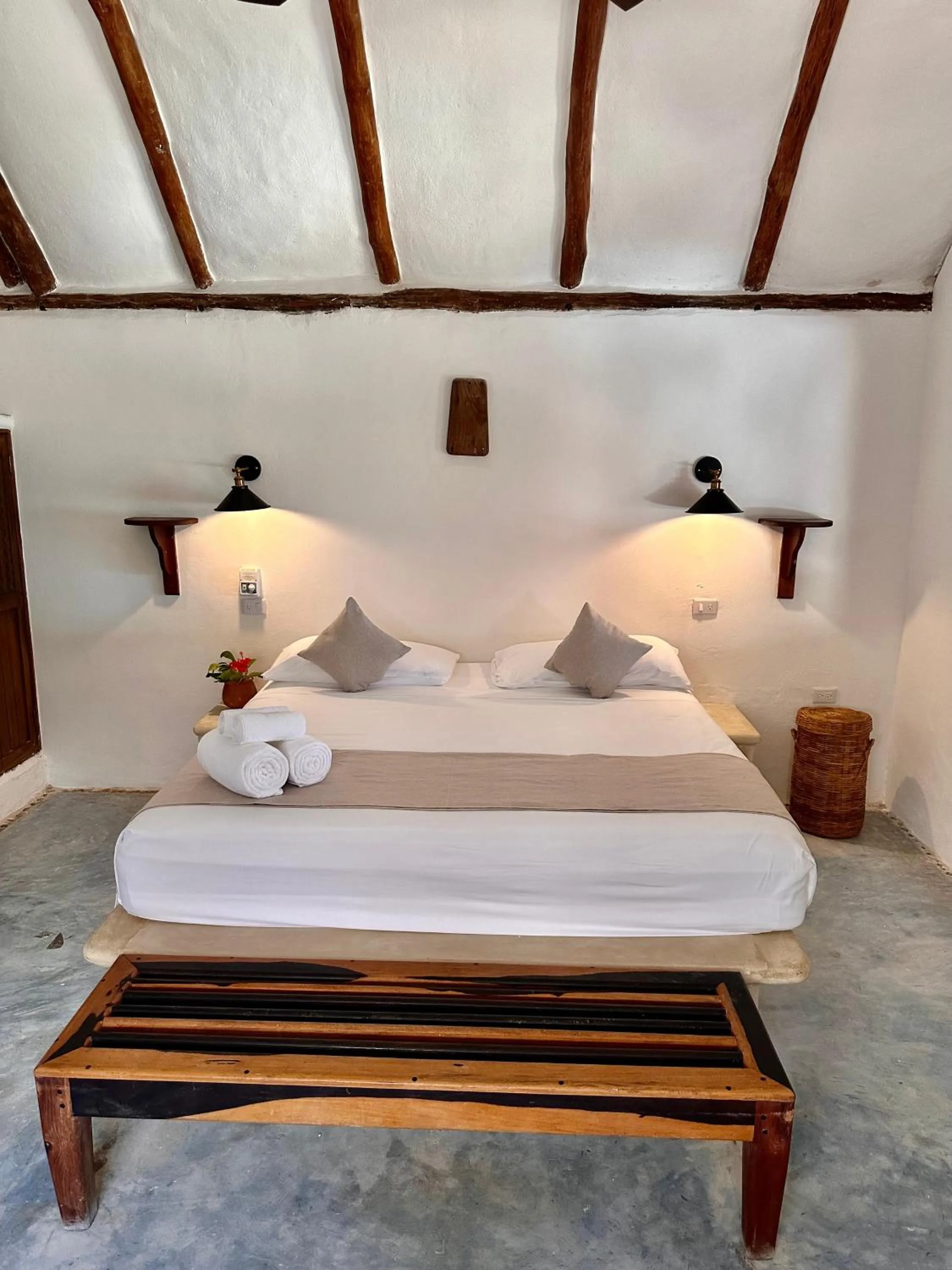 Bed in La Conchita Tulum