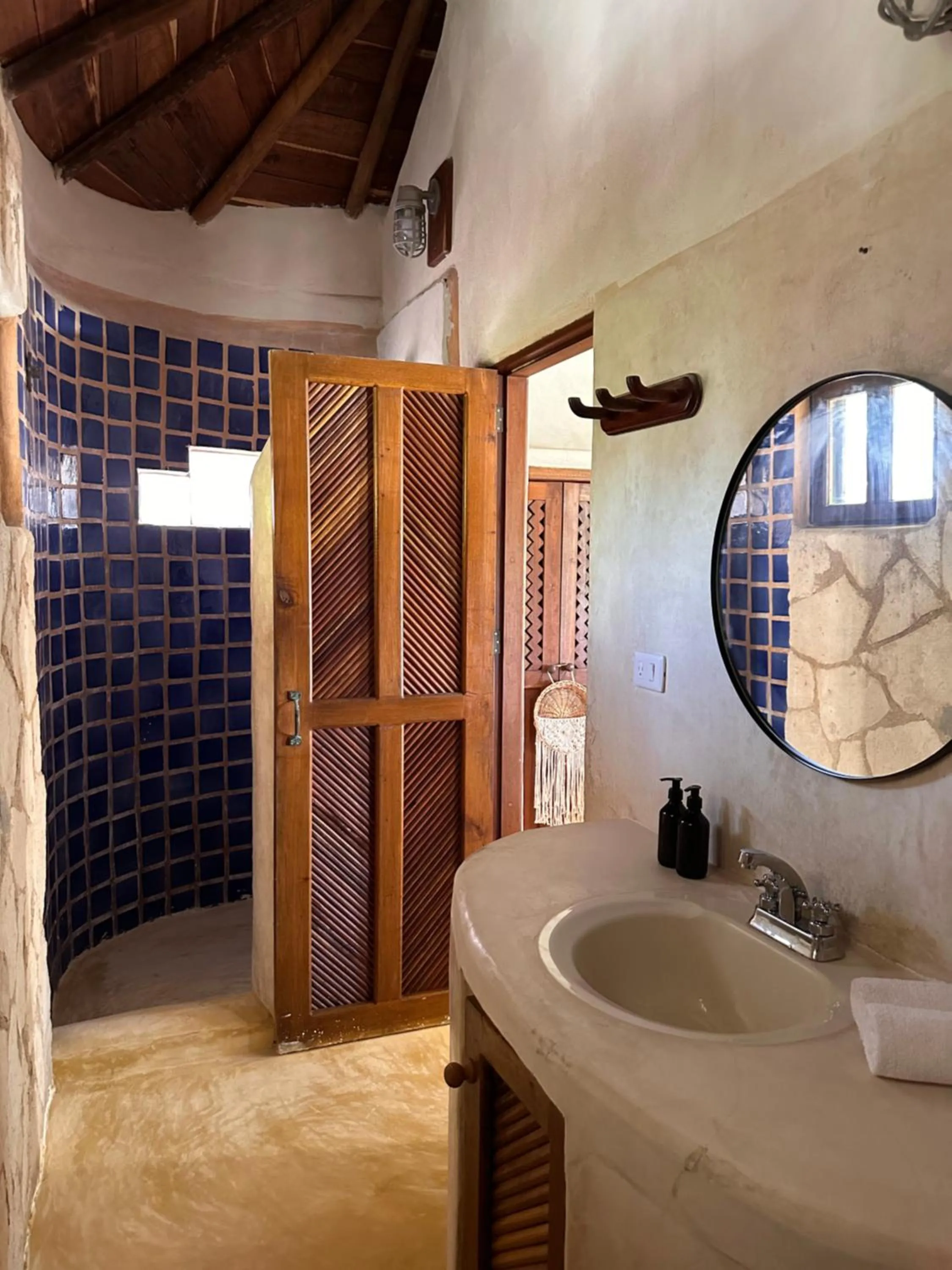 Bathroom in La Conchita Tulum