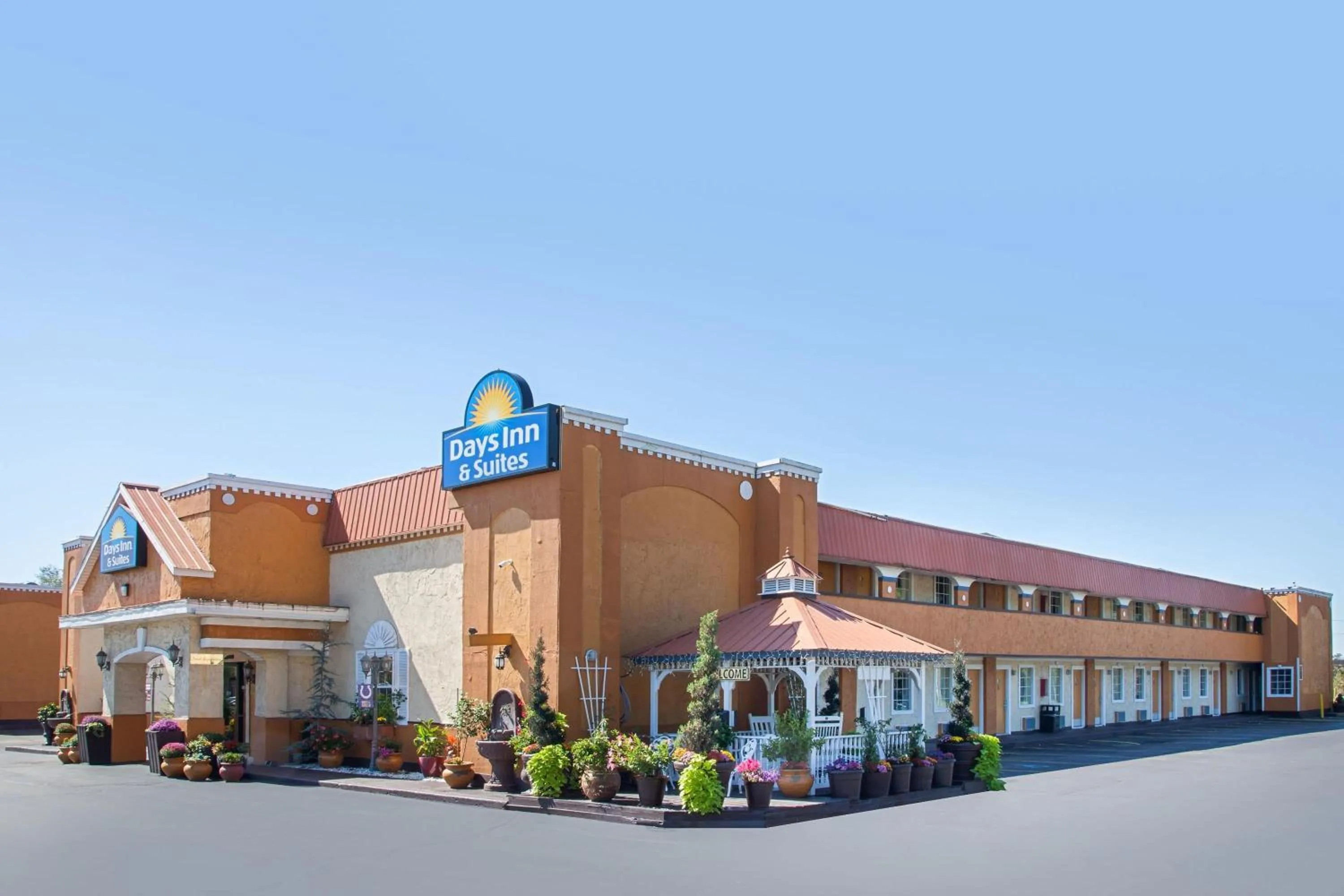Property building in Days Inn & Suites by Wyndham Terre Haute