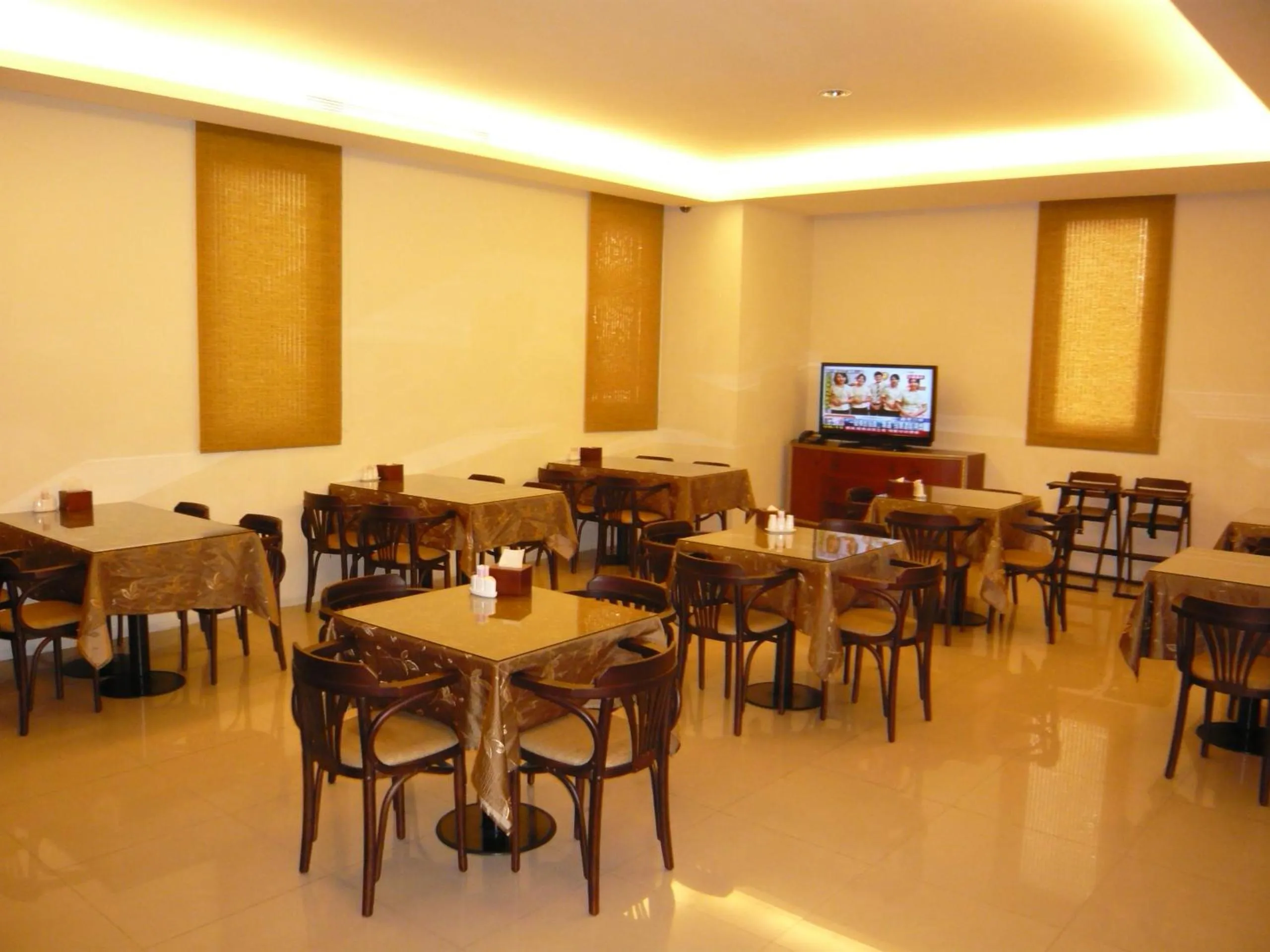 Breakfast in Lanshy Motel