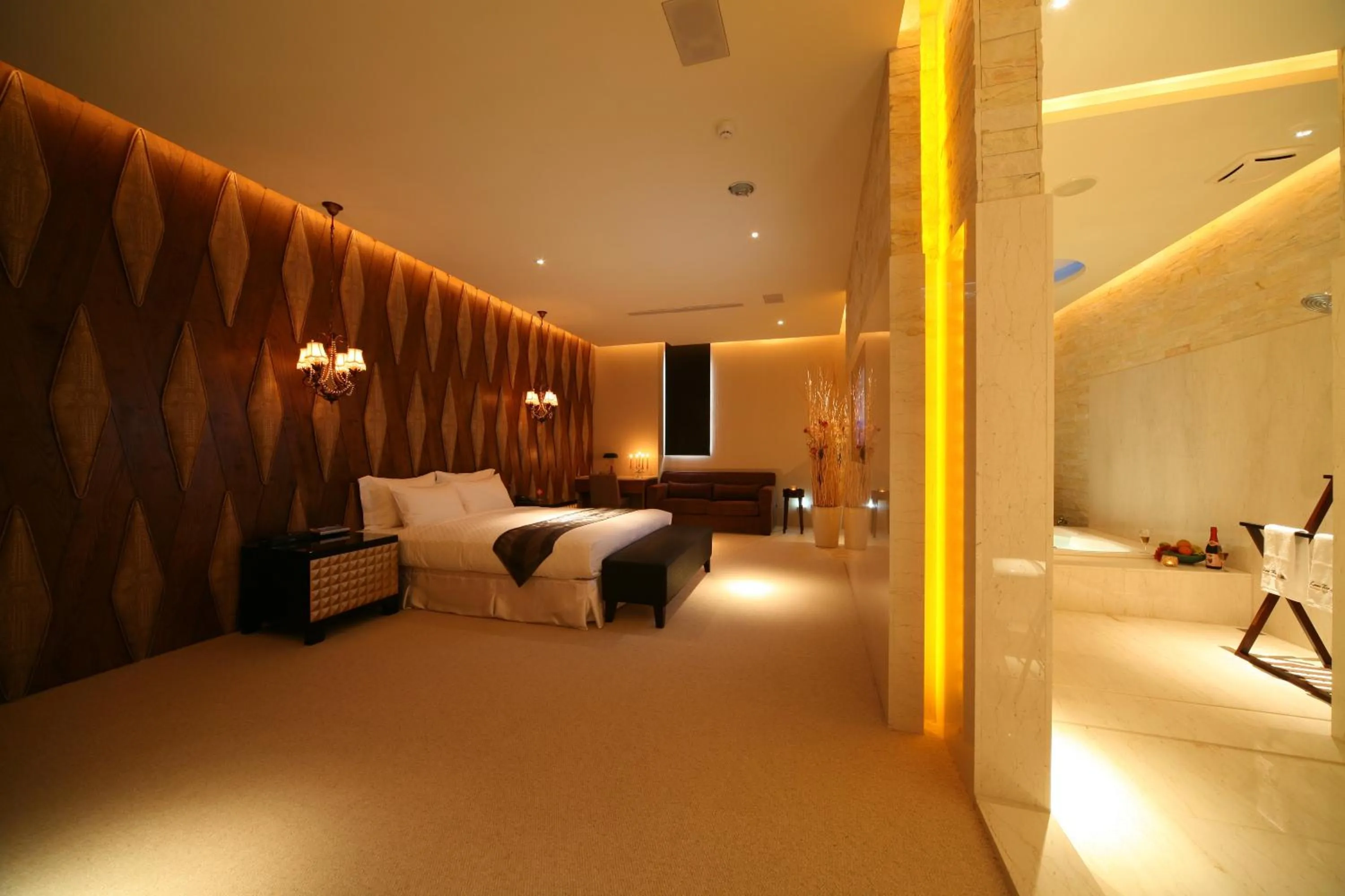 Photo of the whole room, Bed in Lanshy Motel