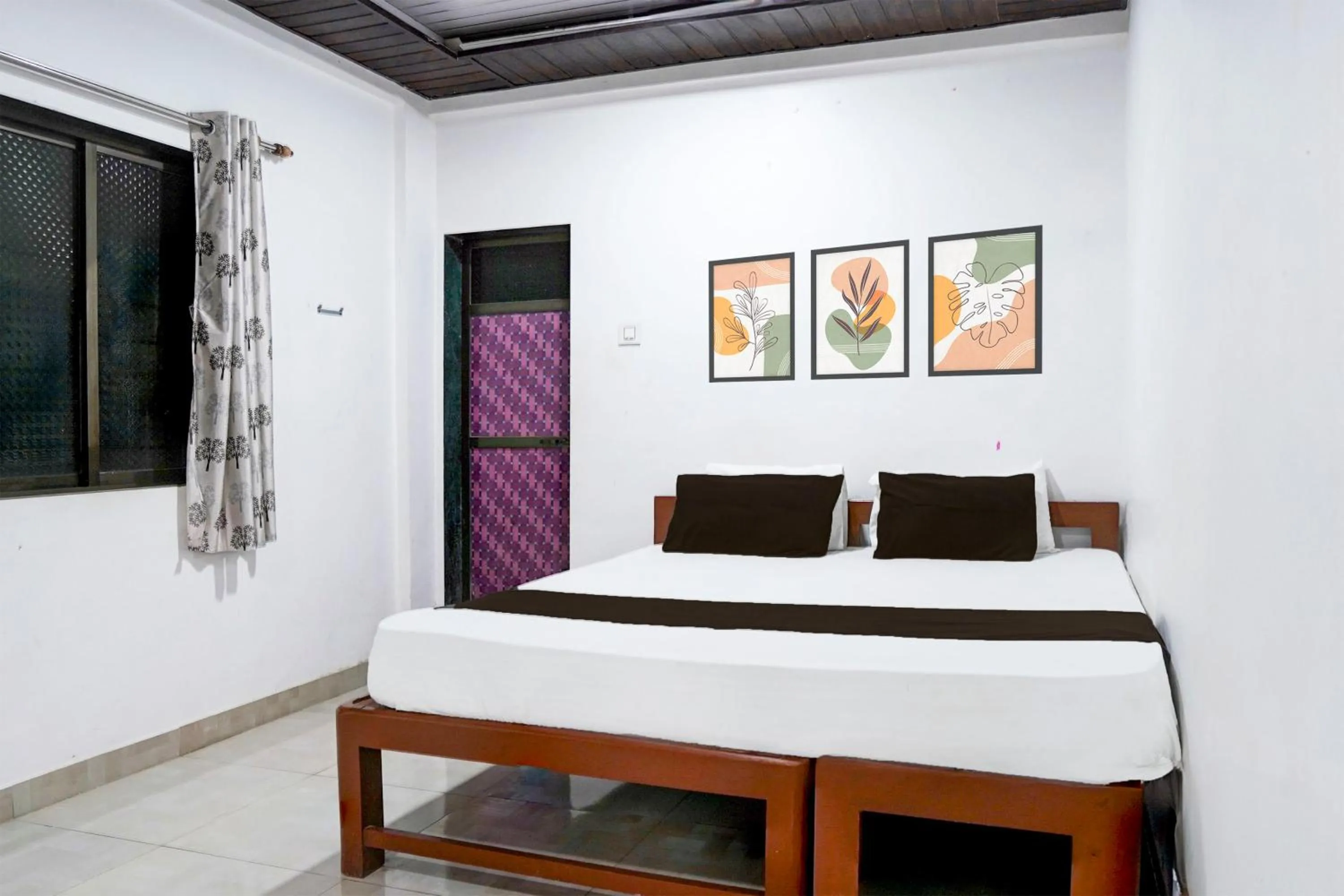 Bedroom, Bed in Hotel O Raj Resort