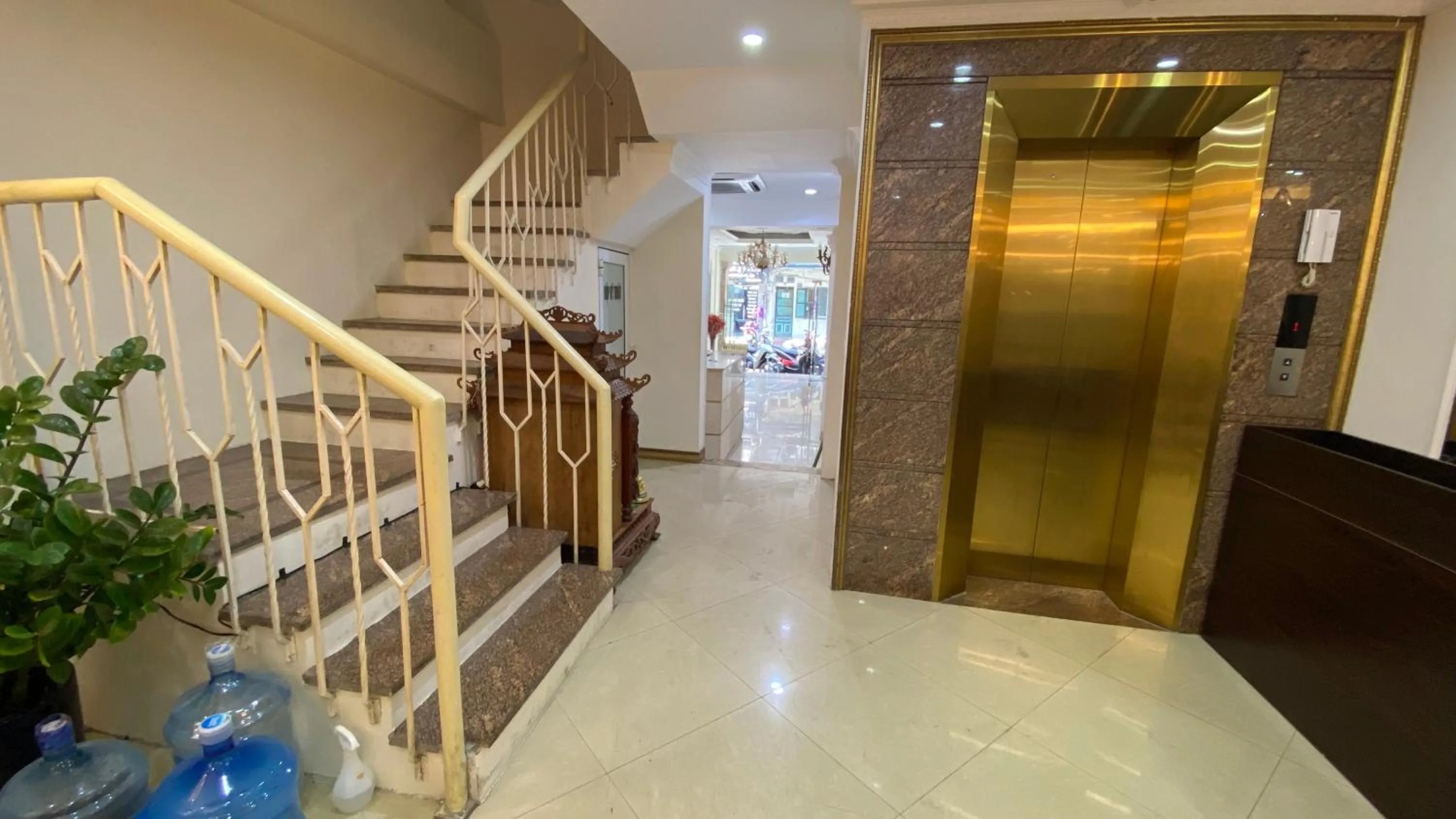 Lobby or reception in Milton Boutique Hotel