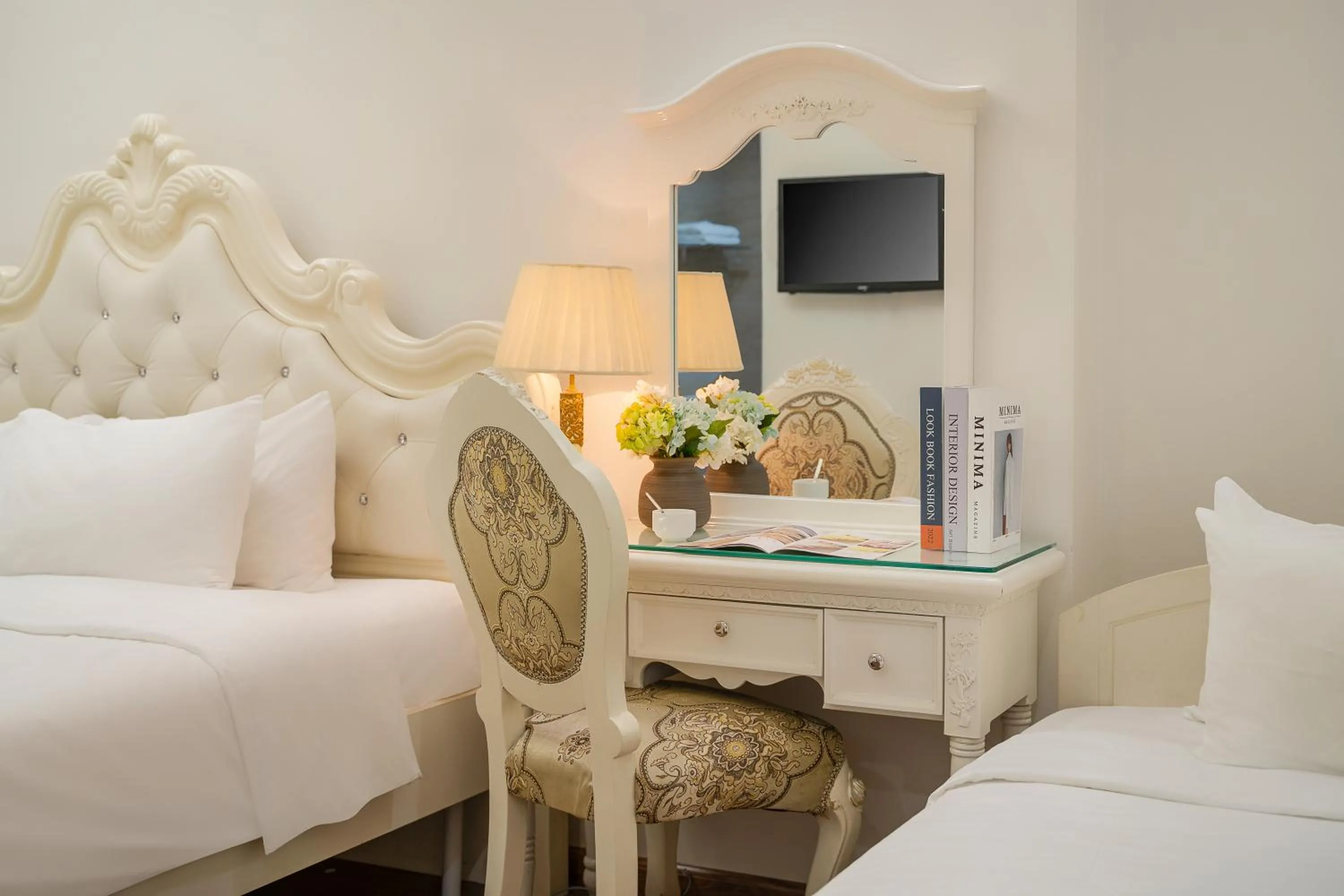 Bedroom, Bed in Milton Boutique Hotel