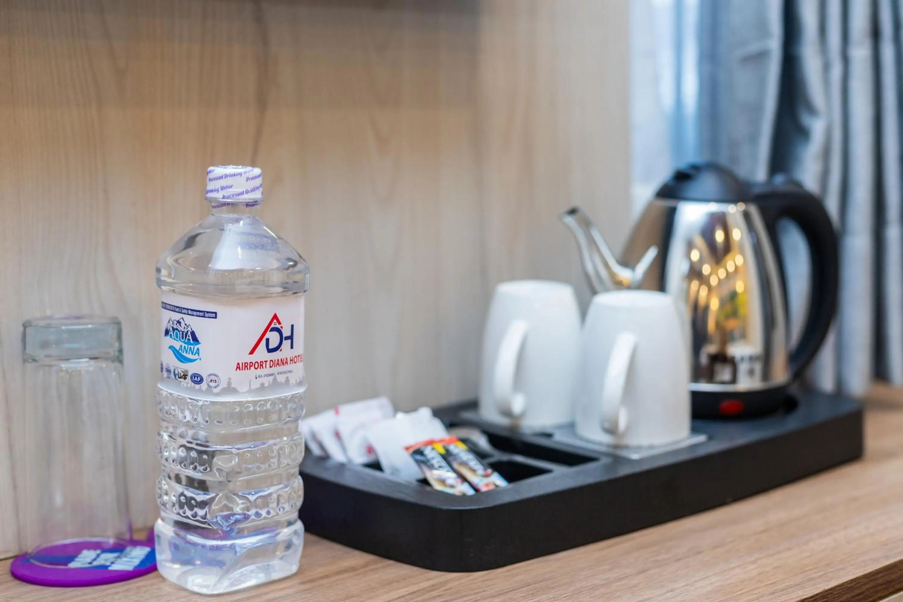 Coffee/tea facilities in Airport Diana Hotel