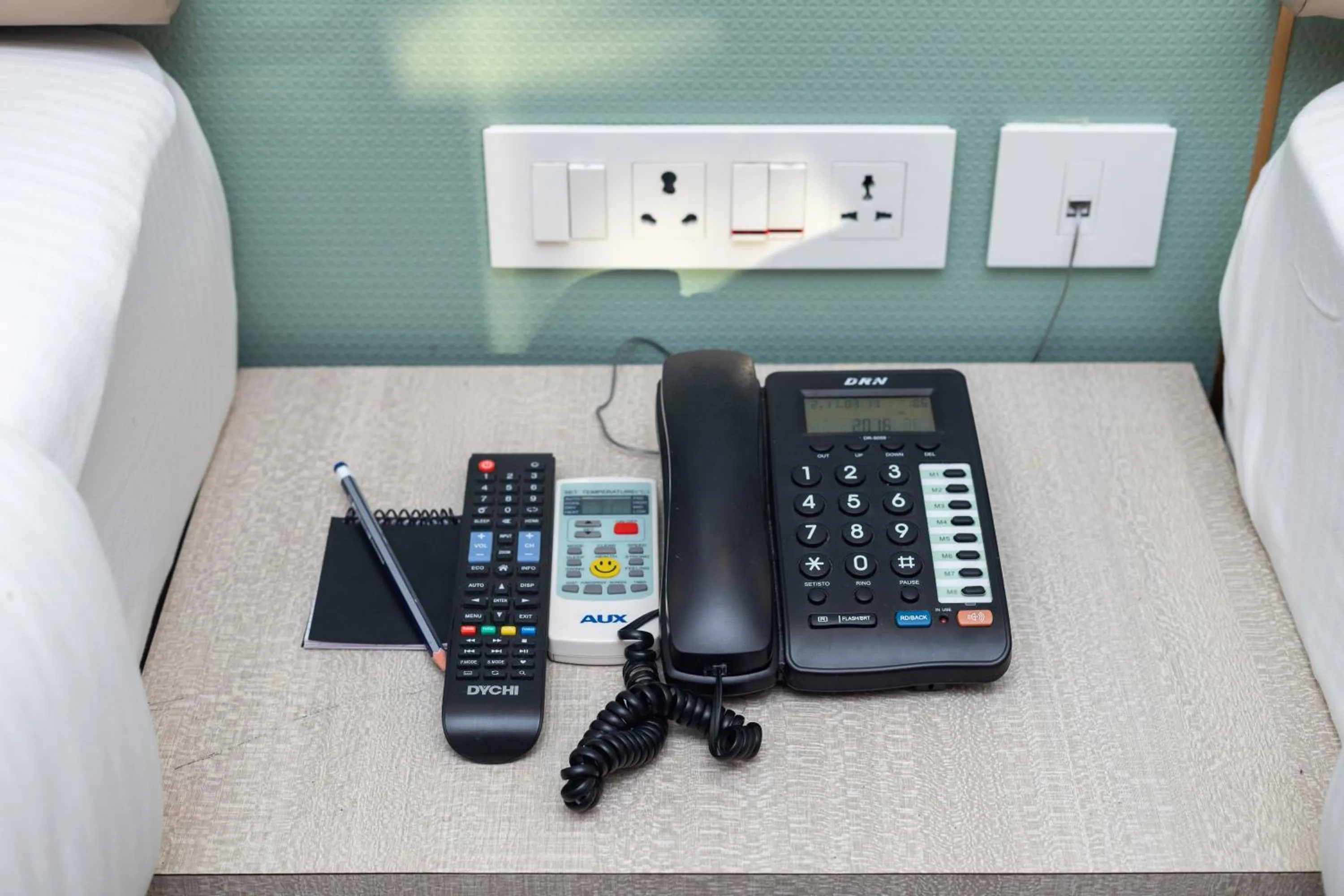 room service in Airport Diana Hotel