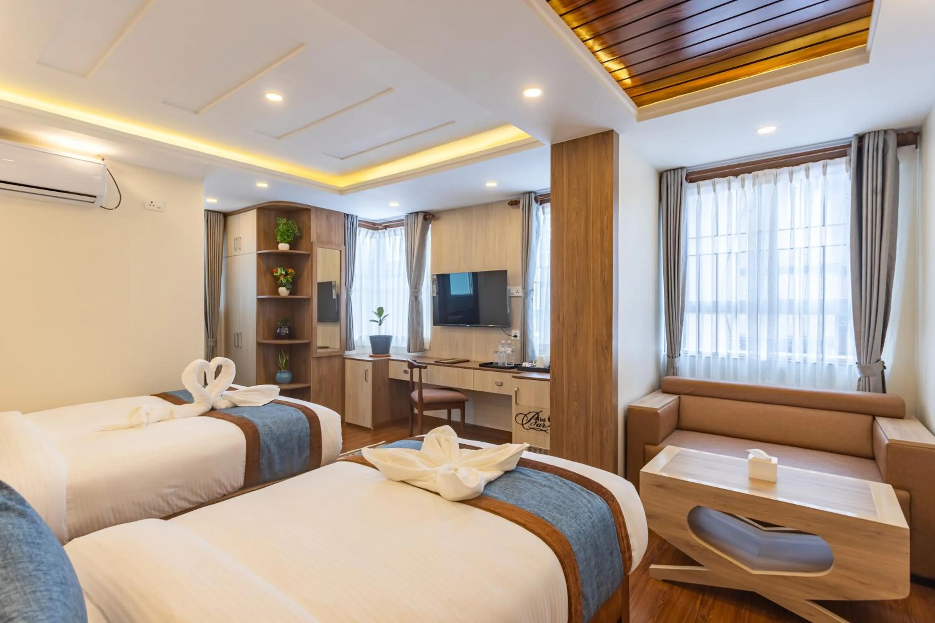 Bed in Airport Diana Hotel