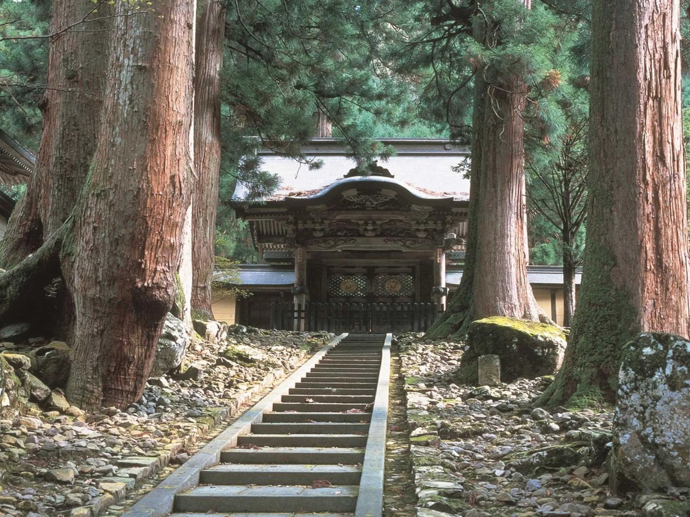 Nearby landmark in Yuraku Hotel
