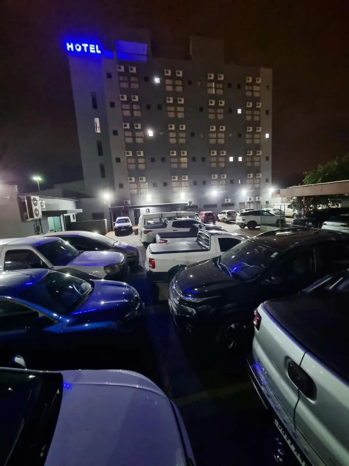 Night in Turis Hotel & Choperia