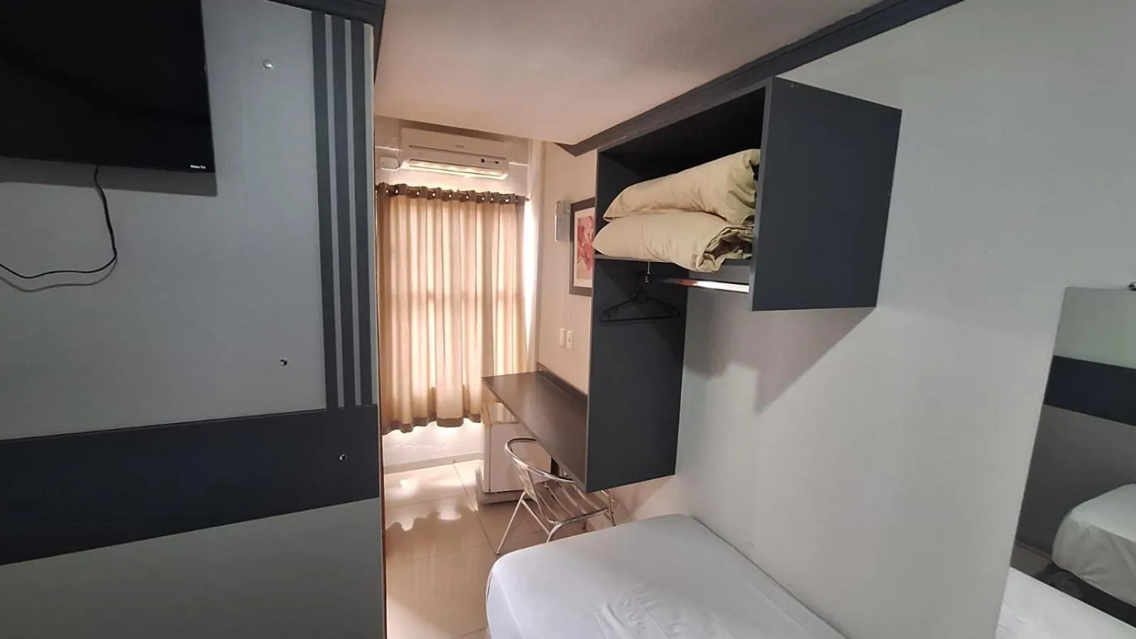 Bedroom, Bed in Turis Hotel & Choperia