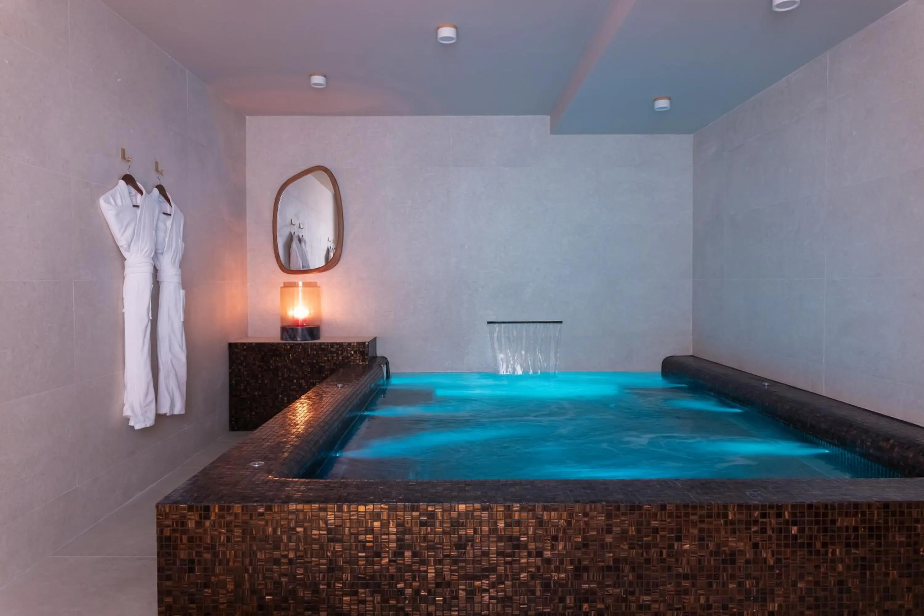 Spa and wellness centre/facilities in The One Alma Paris