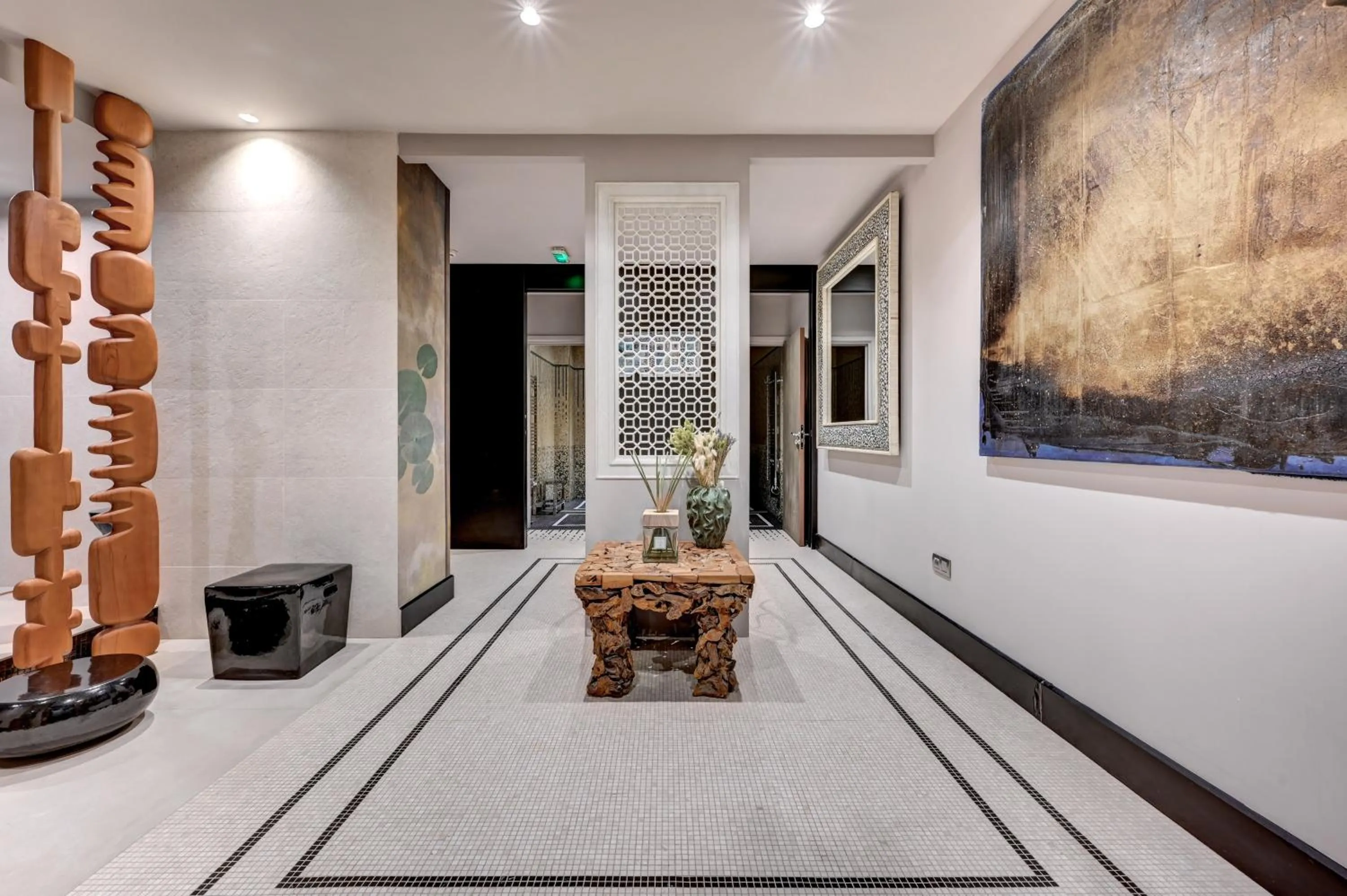 Spa and wellness centre/facilities in The One Alma Paris