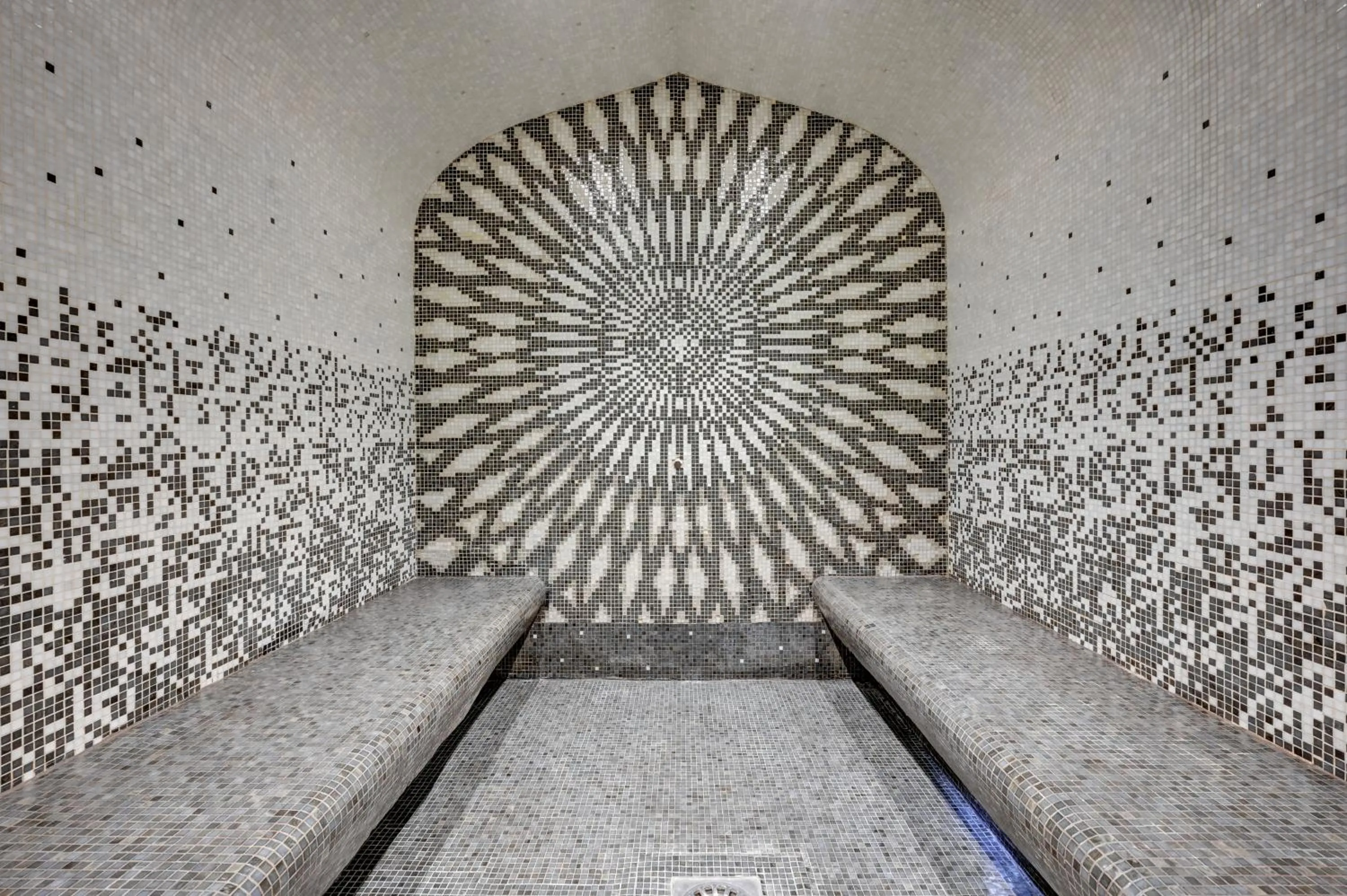 Steam room in The One Alma Paris