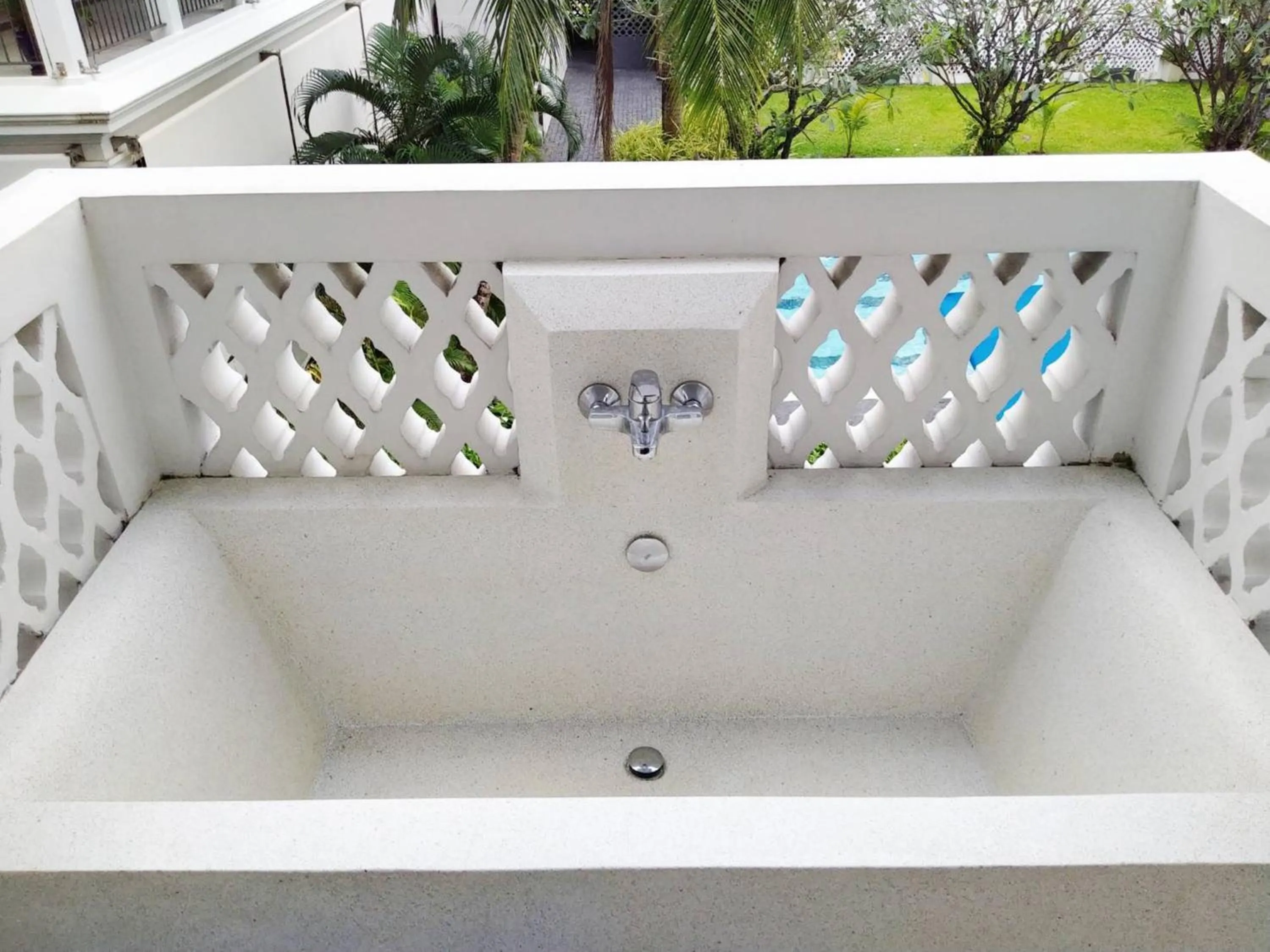 Bath in Little Nyonya Hotel