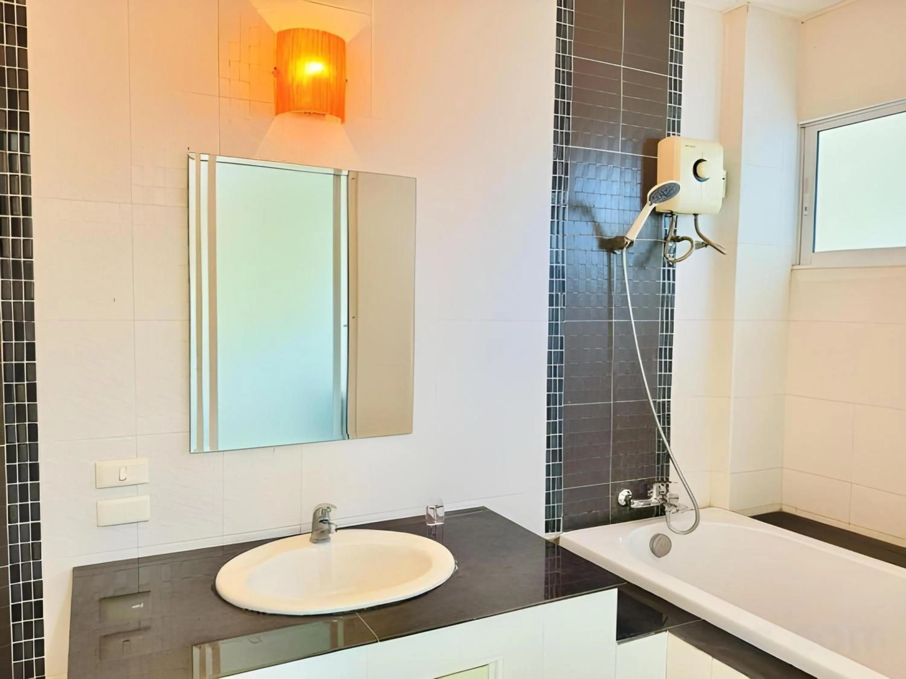 Bathroom in Collection O Bupamontra Chiangmai