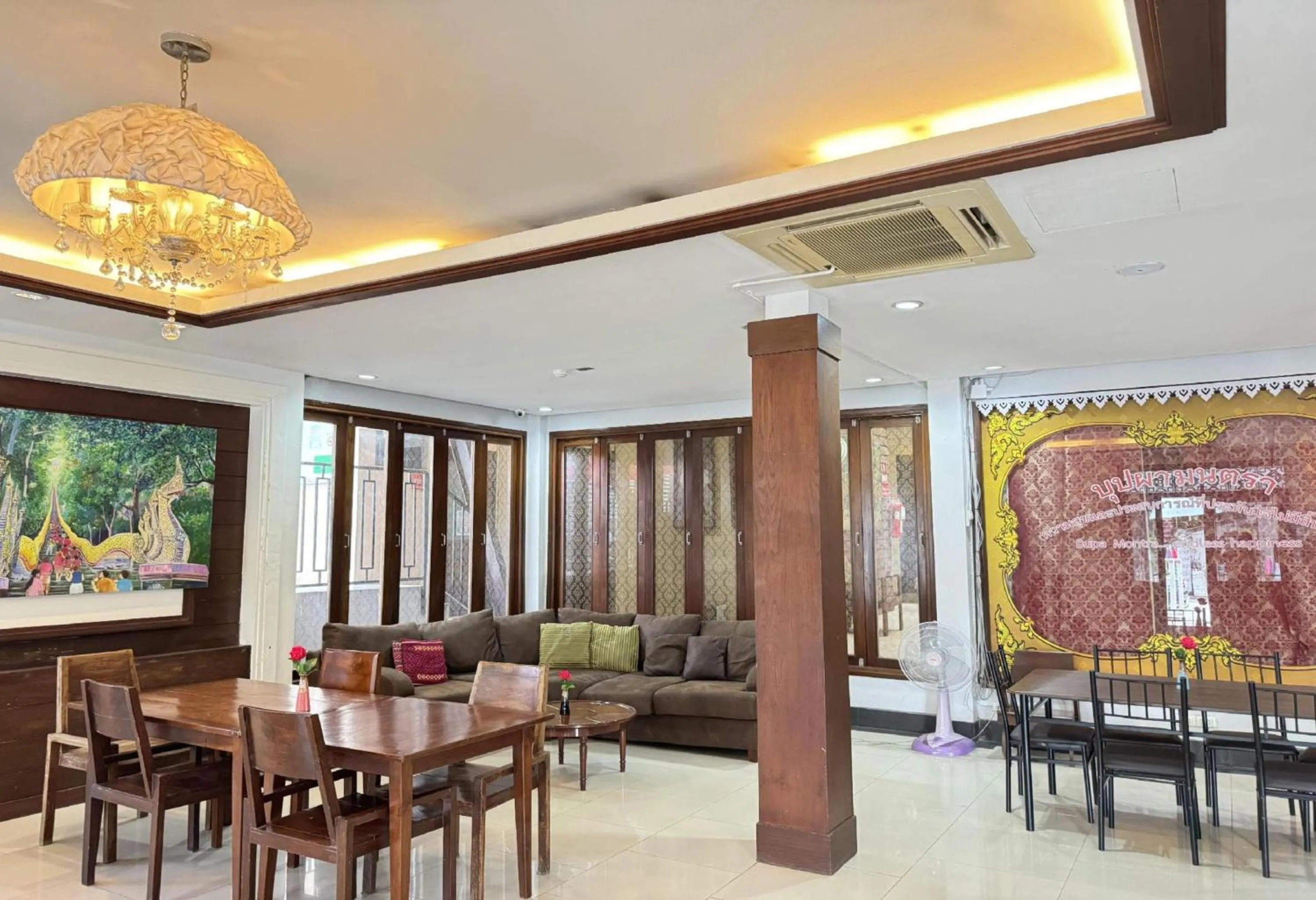 Restaurant/places to eat in Collection O Bupamontra Chiangmai