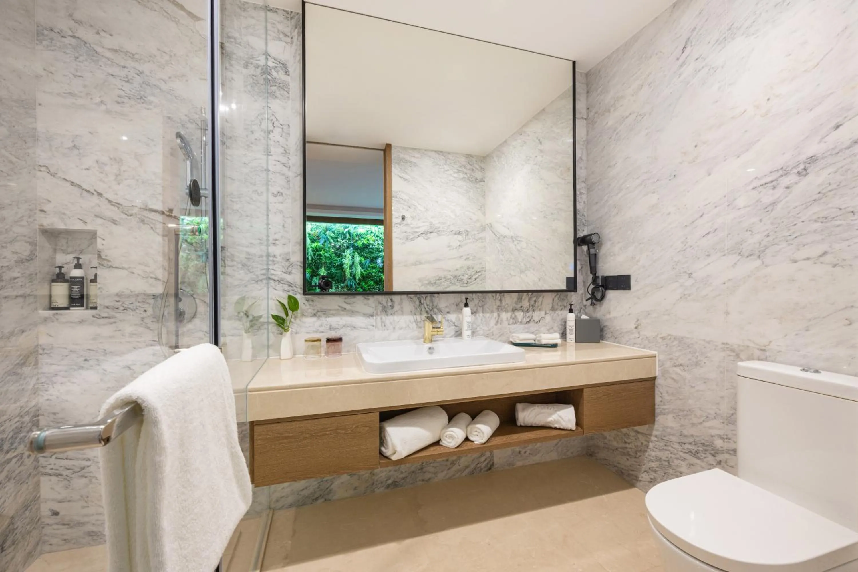 Honder International Hotel