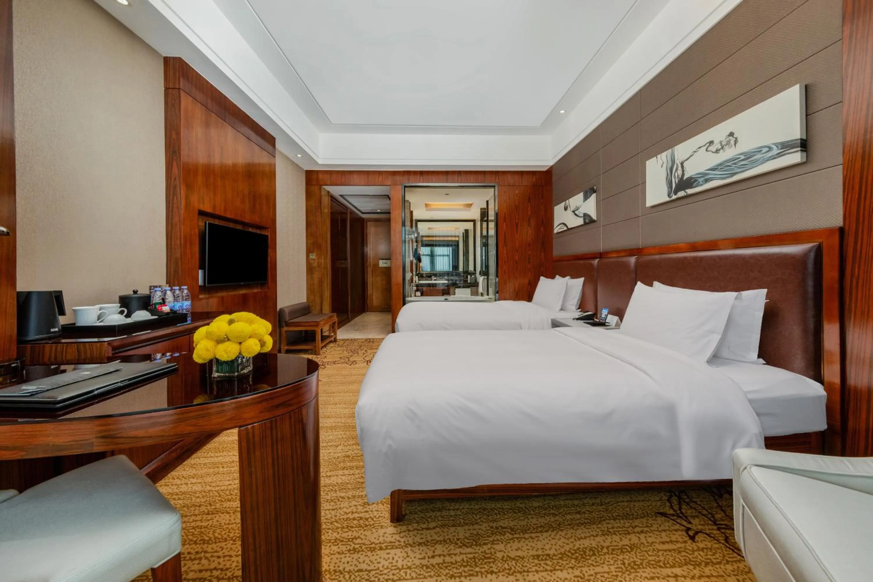 Bed in Honder International Hotel