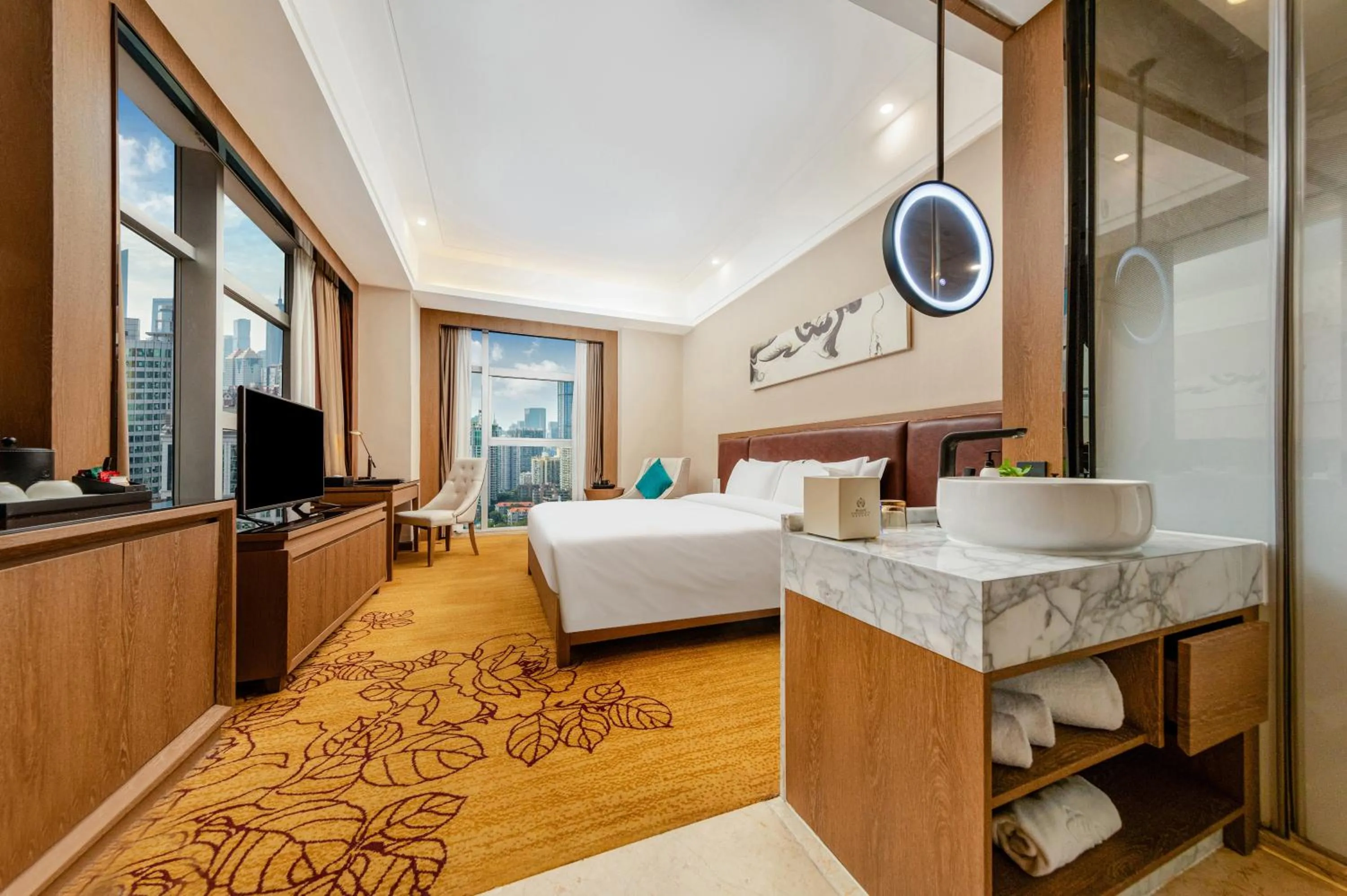 Bed in Honder International Hotel