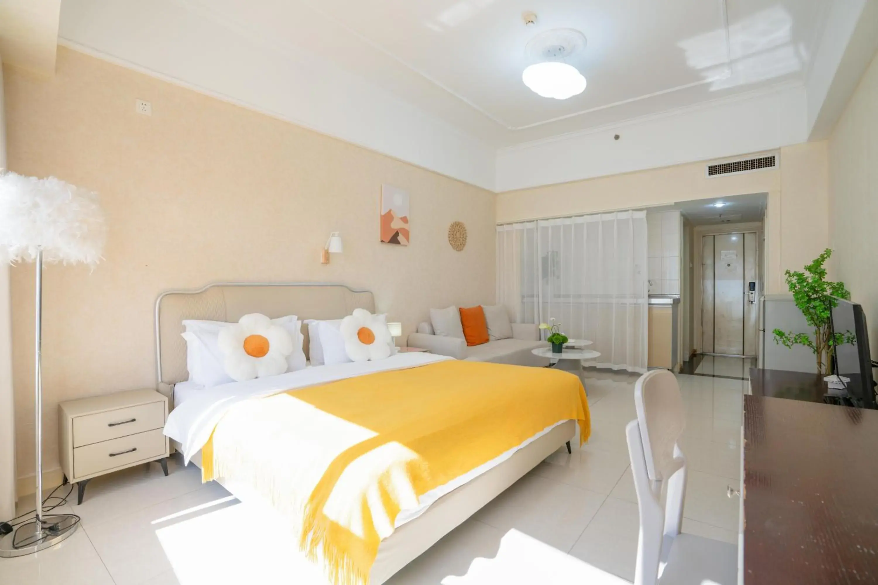 Deluxe Queen Room in Ha Luo Hotel Deluxe Queen Room in Ha Luo Hotel