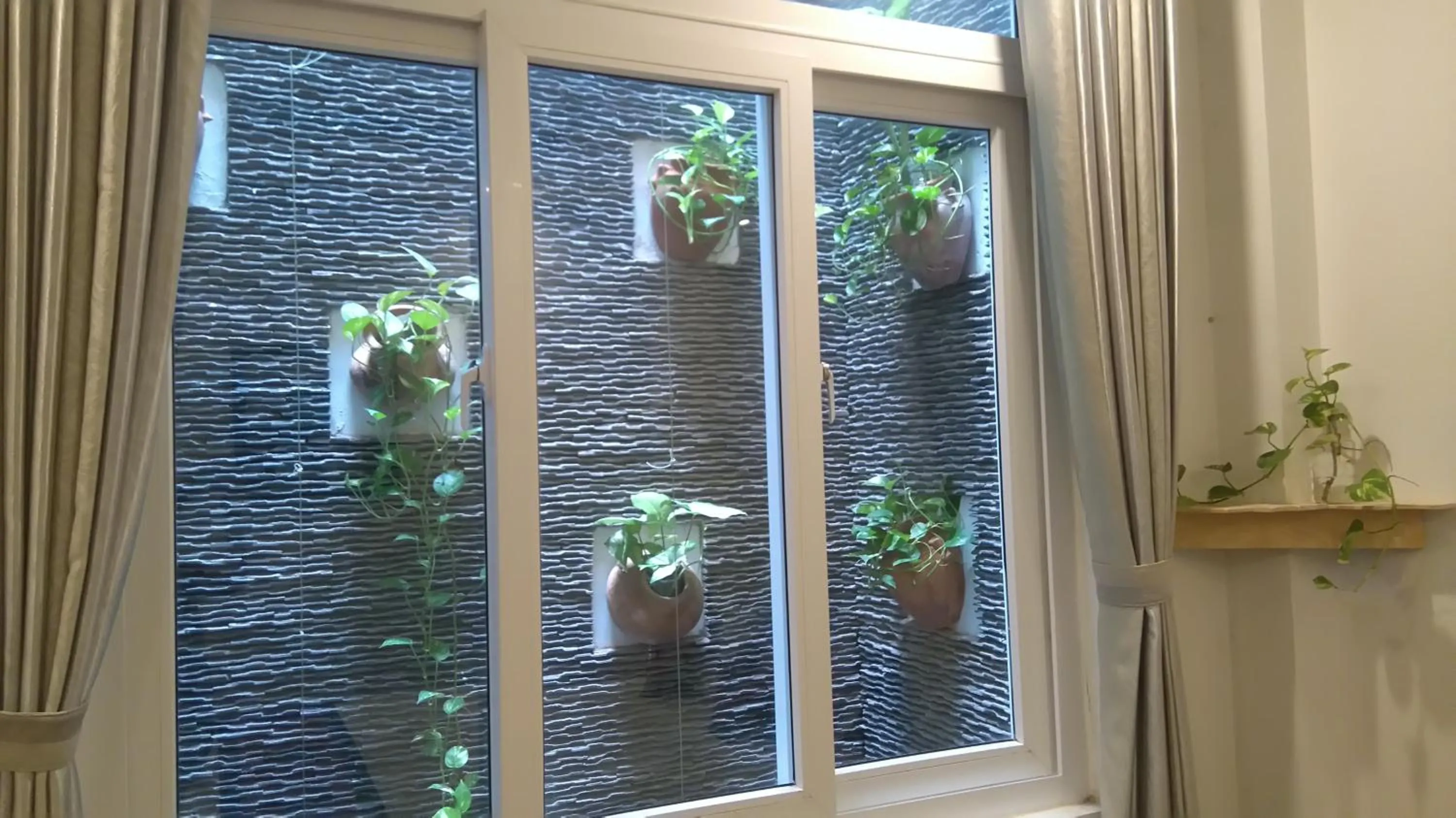 Decorative detail in Green CoCo HomeStay