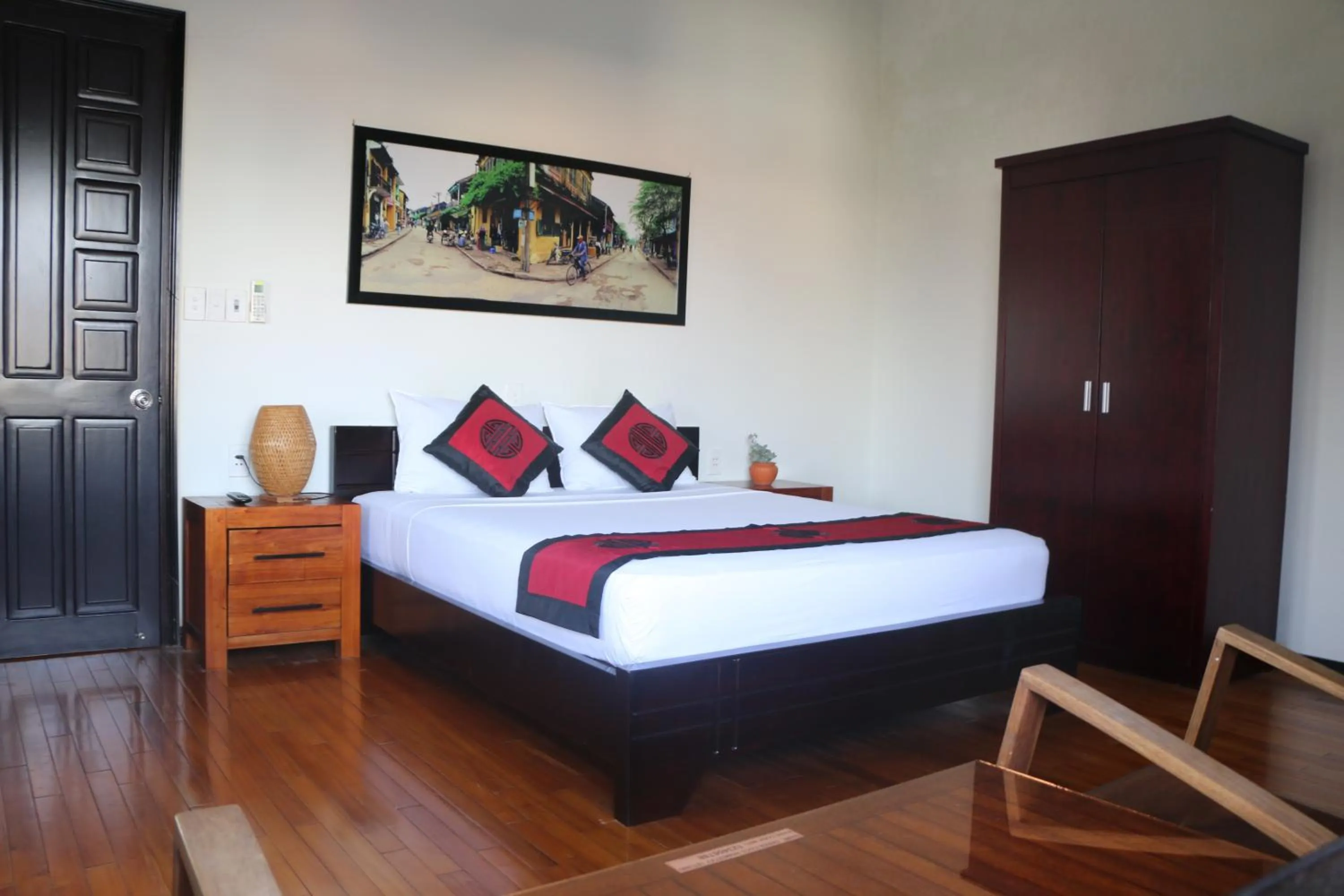 Photo of the whole room, Bed in Green CoCo HomeStay