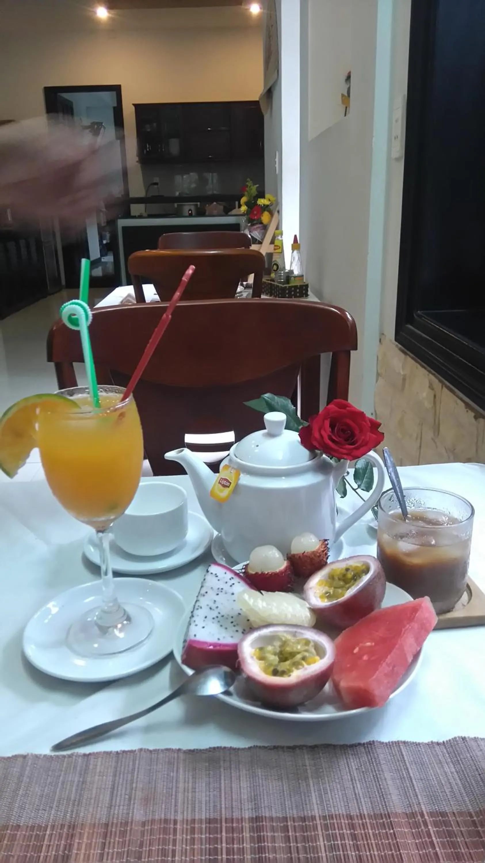 Breakfast in Green CoCo HomeStay