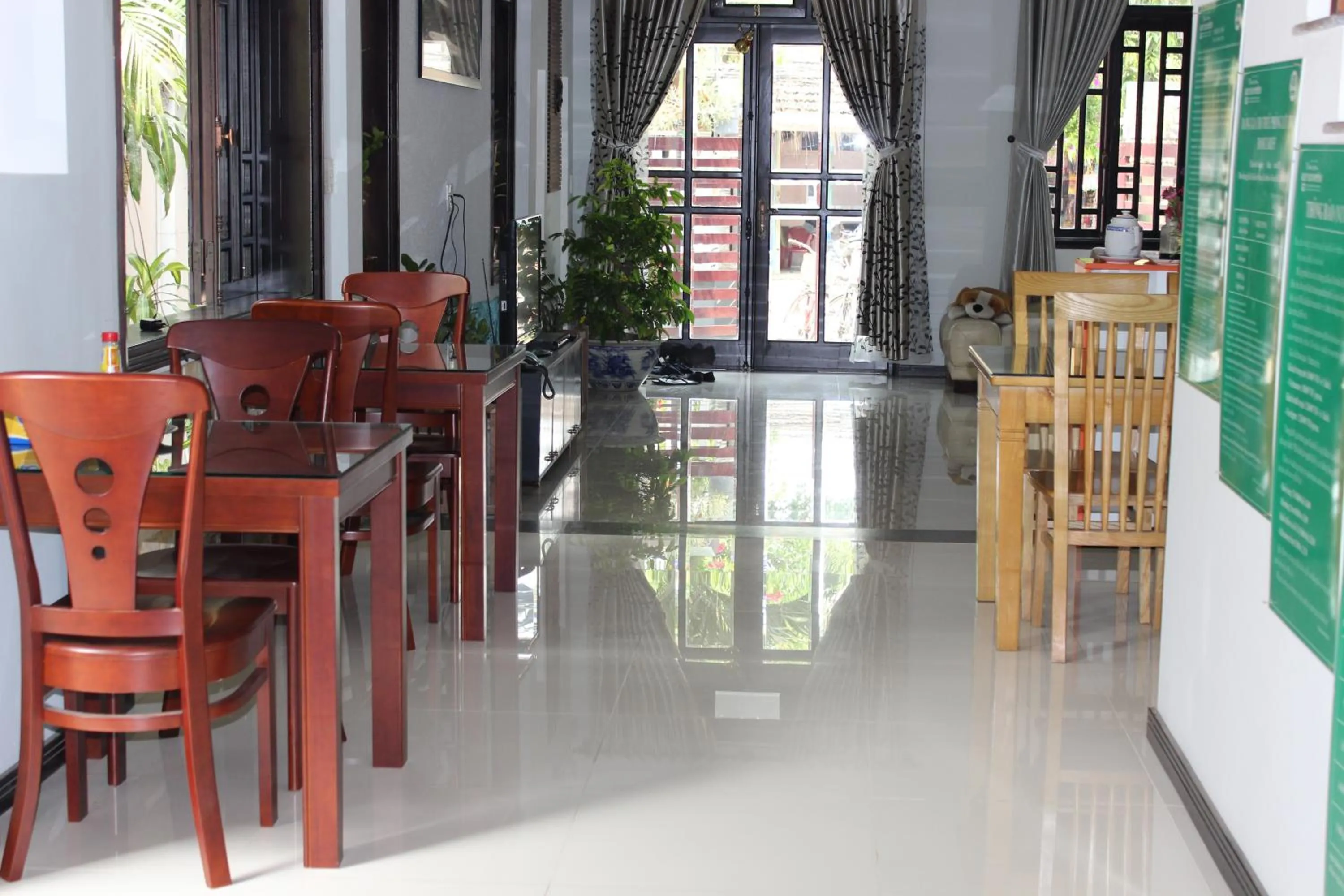 Restaurant/places to eat in Green CoCo HomeStay