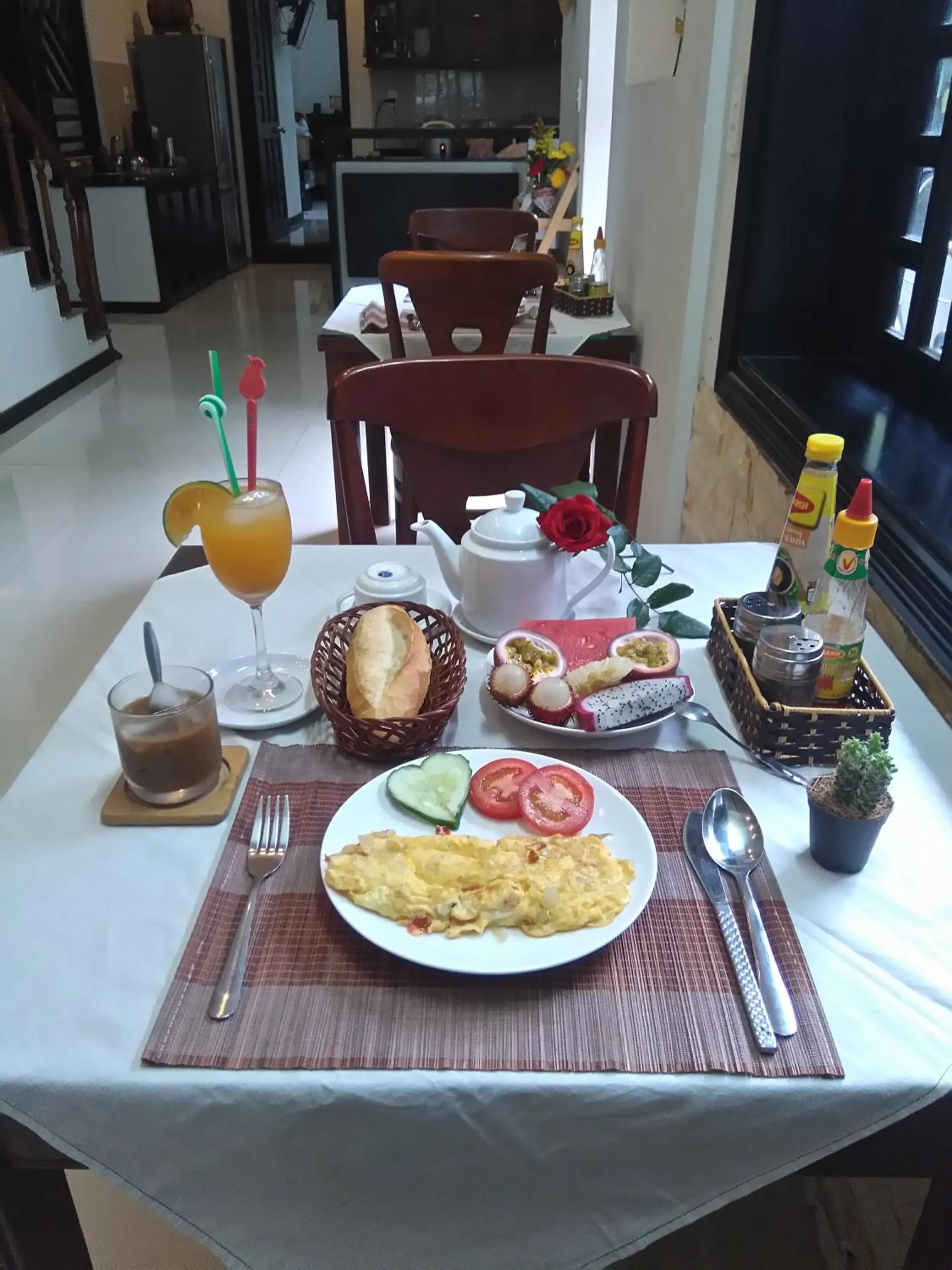 Breakfast in Green CoCo HomeStay