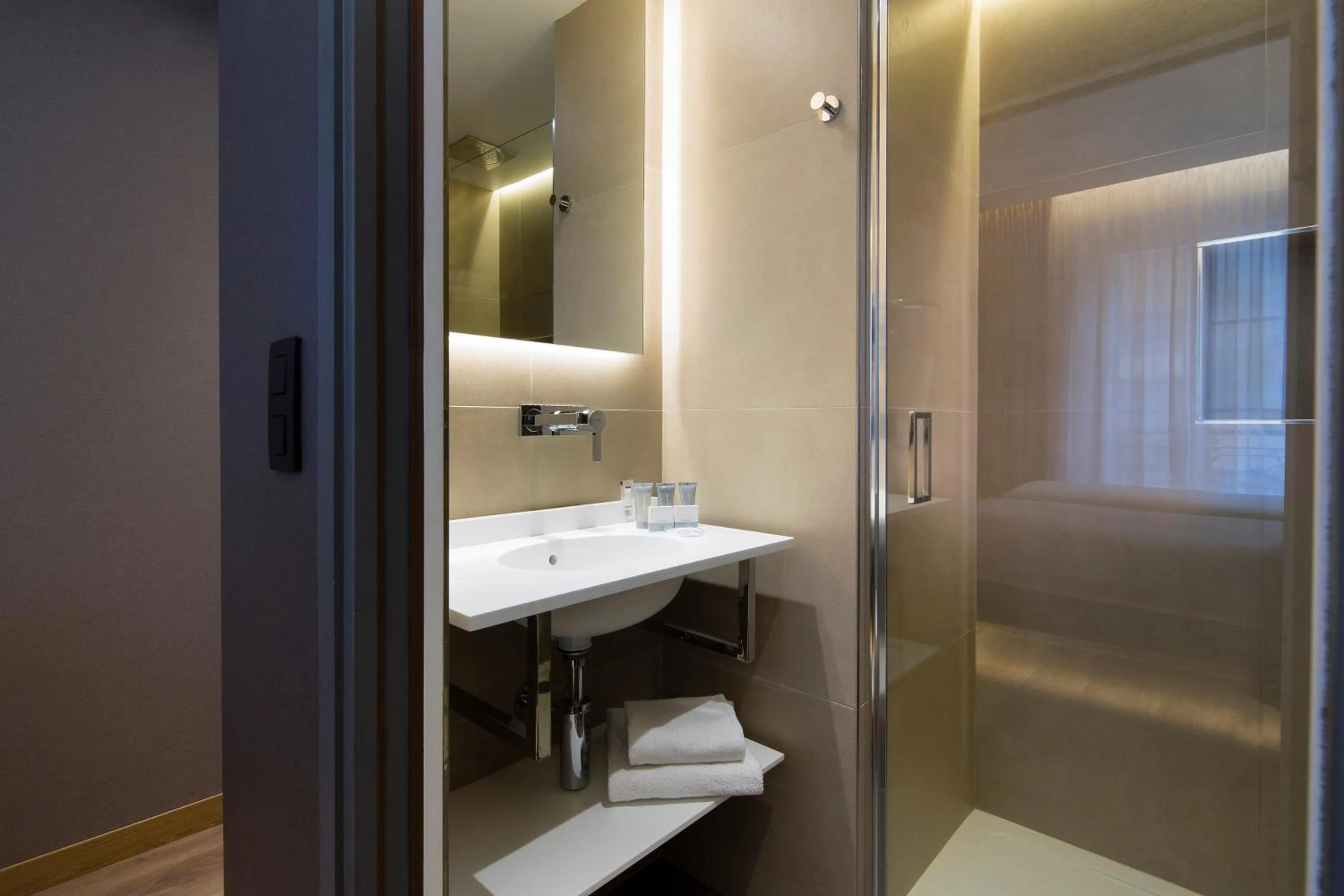 Toilet in Cler Hotel