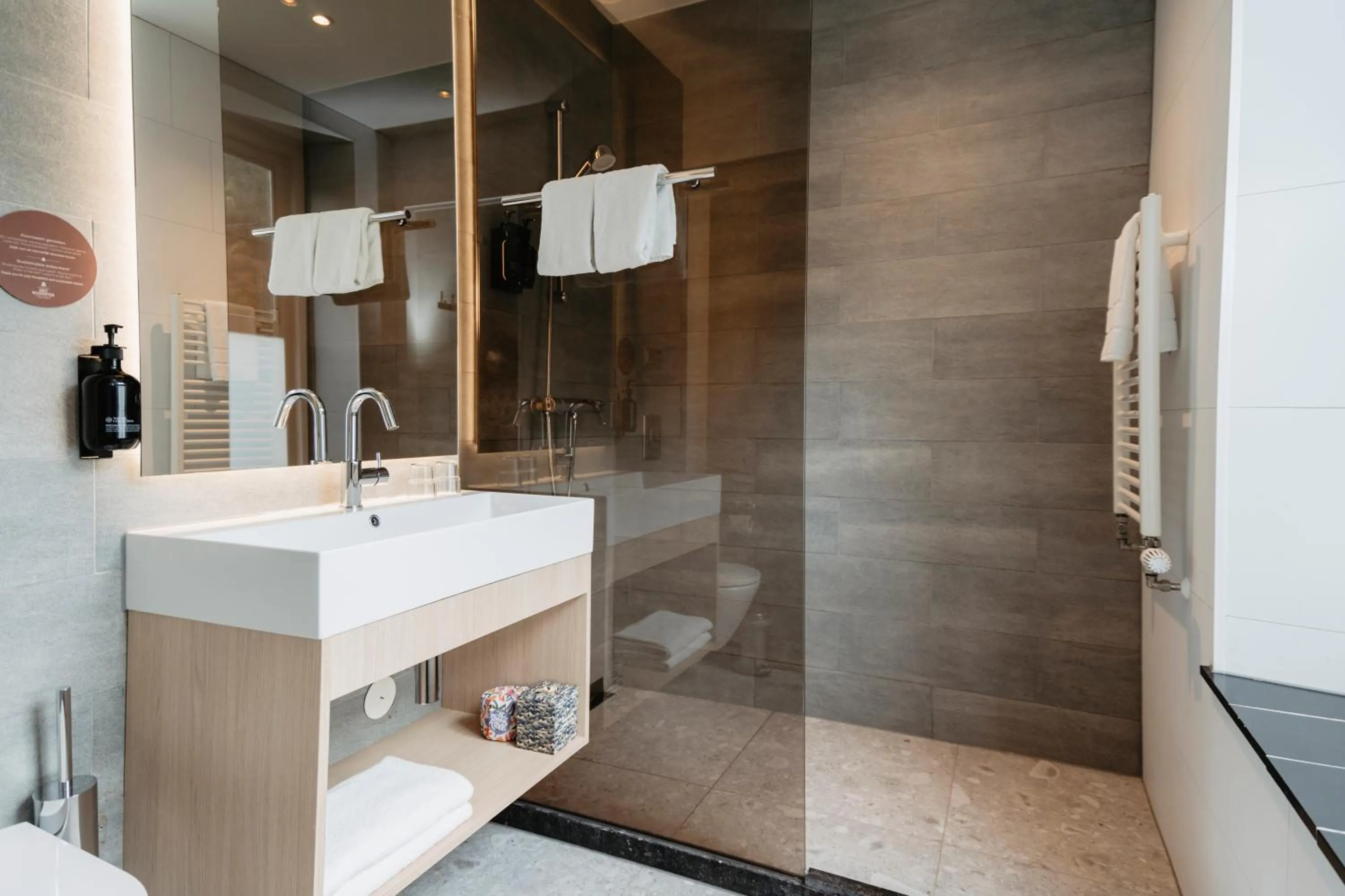 Bathroom in Leerhotel Het Klooster