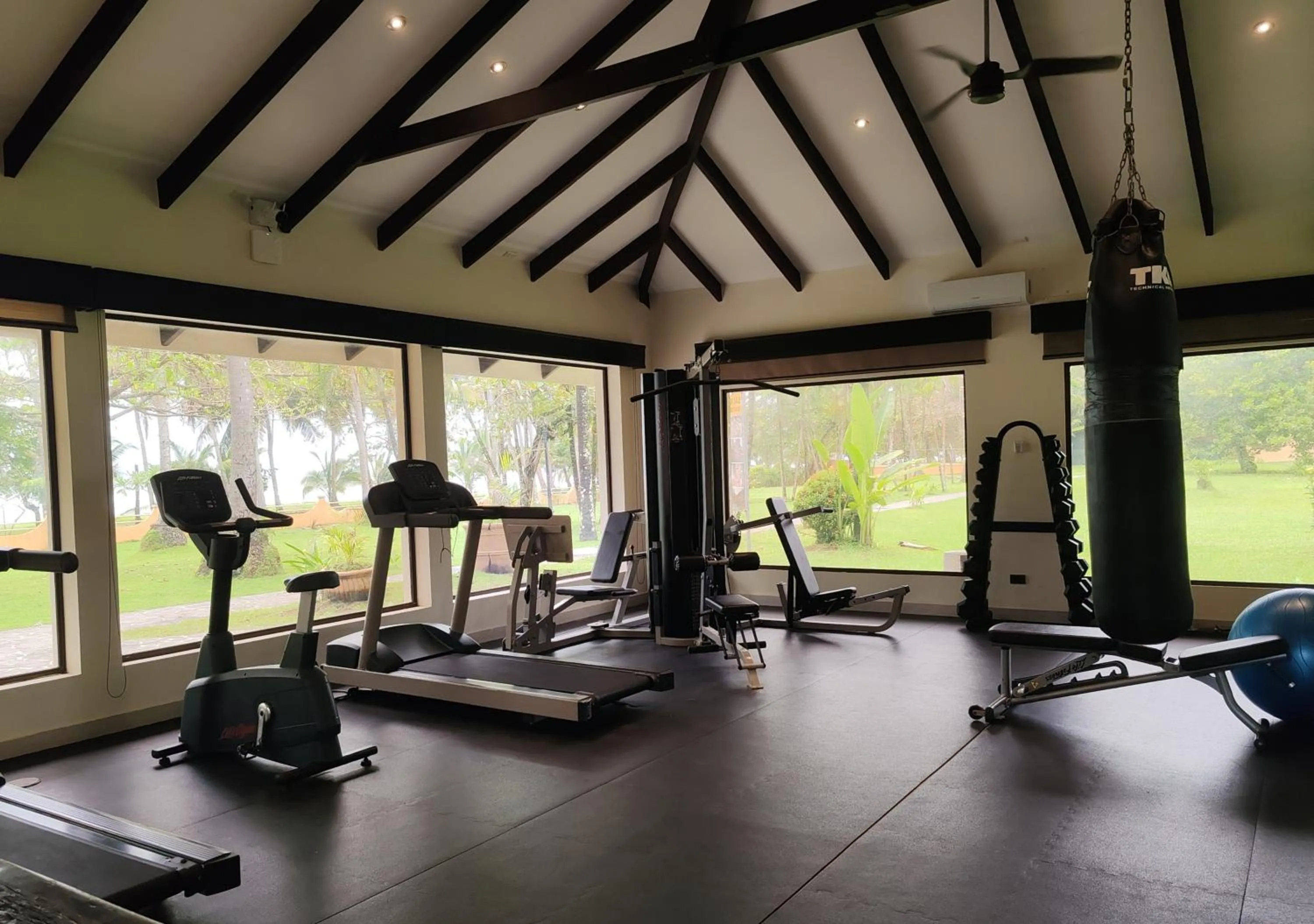 Fitness centre/facilities in Marenaz Oceanfront Resort