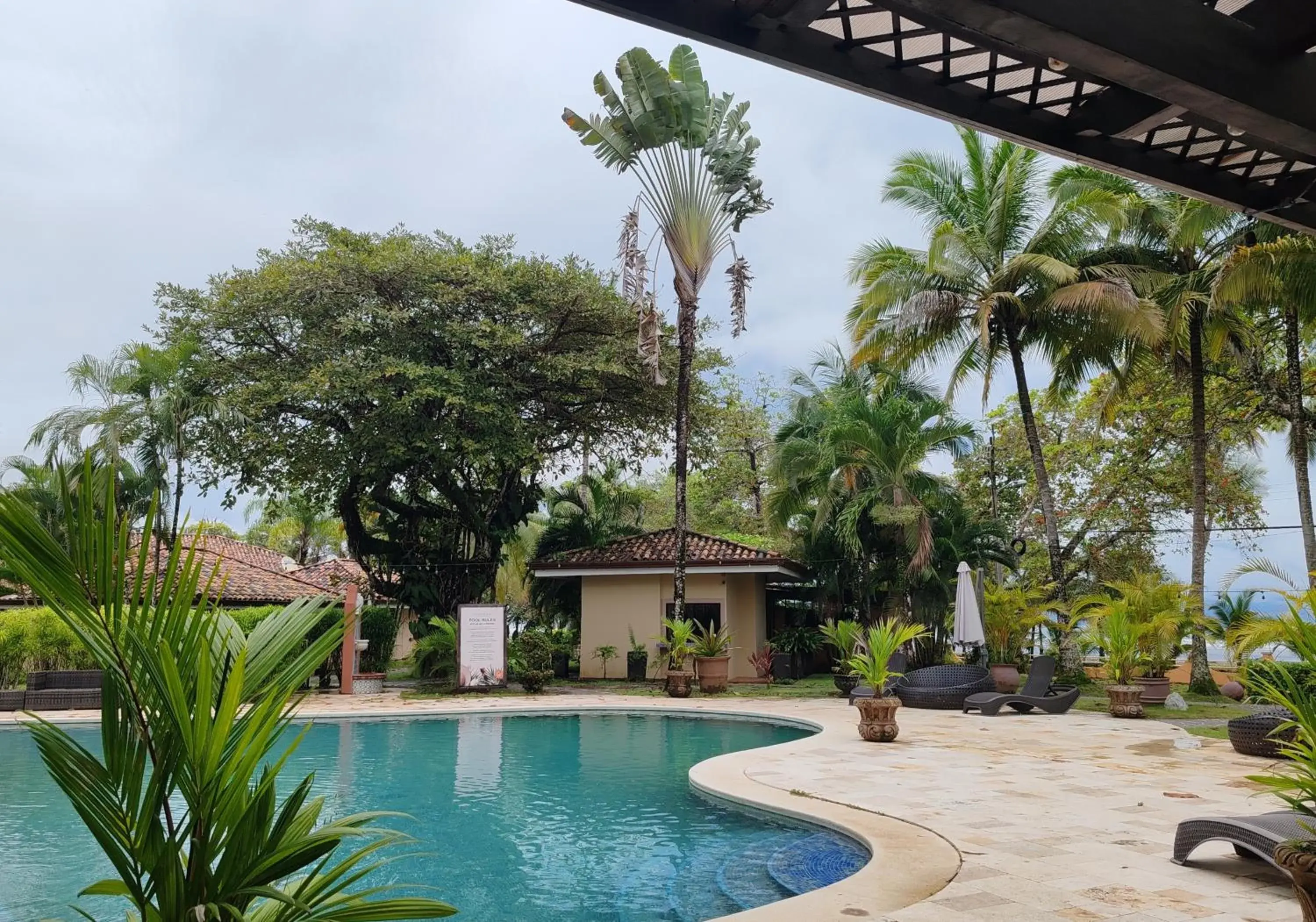 Marenaz Oceanfront Resort Marenaz Oceanfront Resort