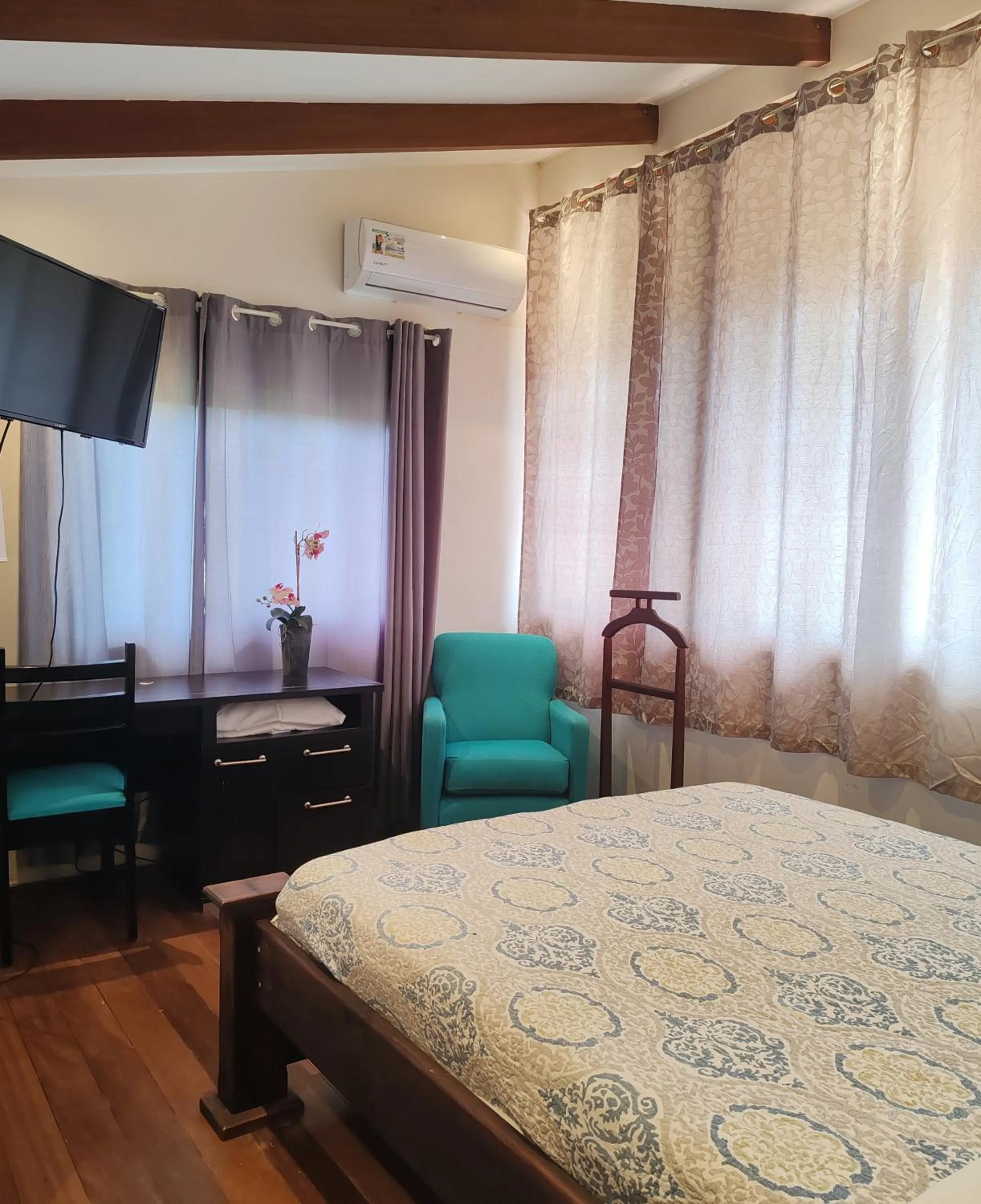 Bedroom, Bed in Marenaz Oceanfront Resort