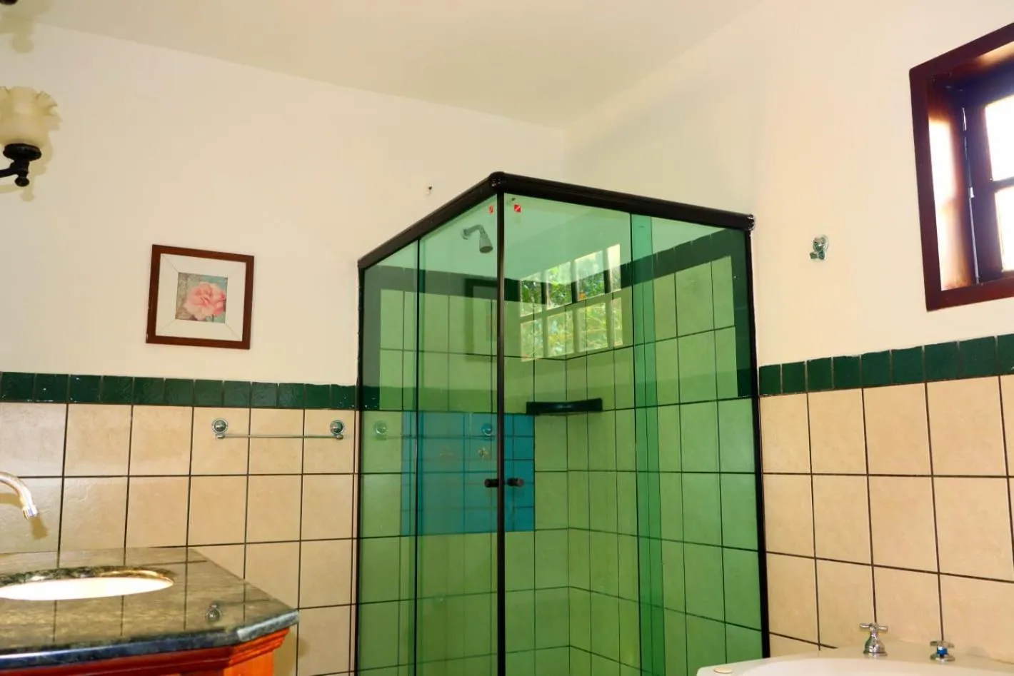 Shower in Brazish Pousada