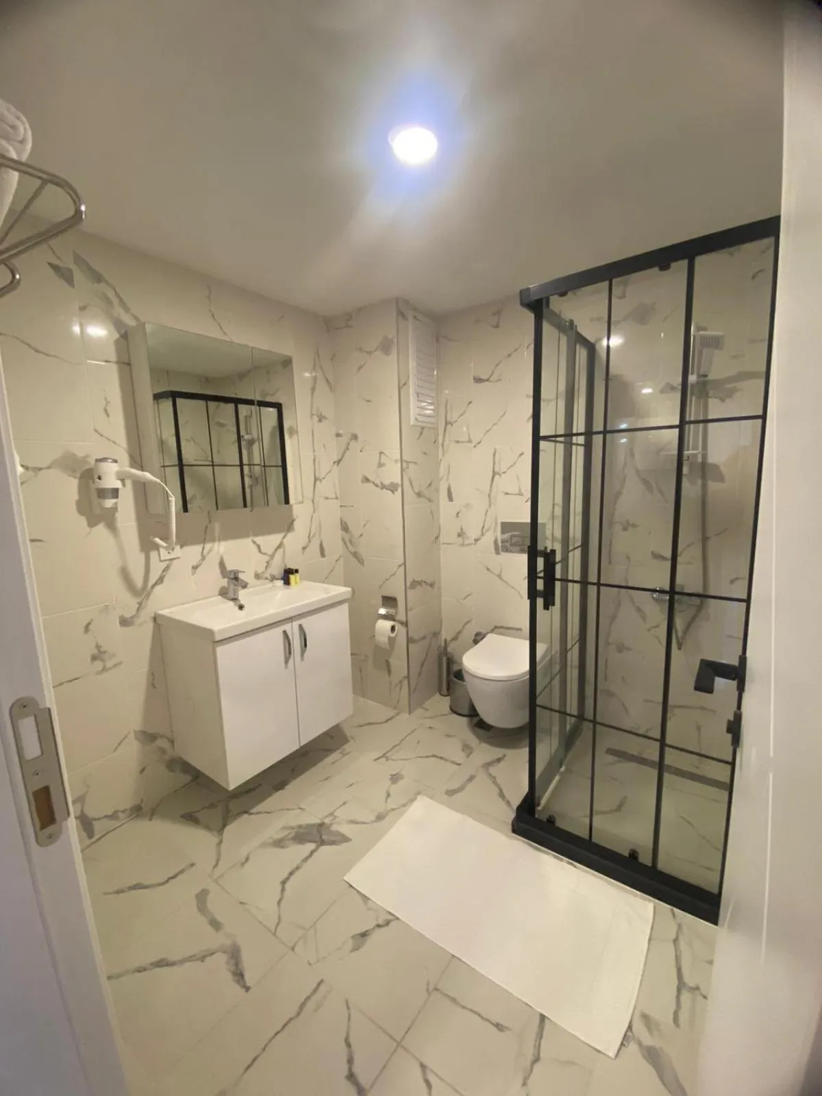 Bathroom in Guest Suites