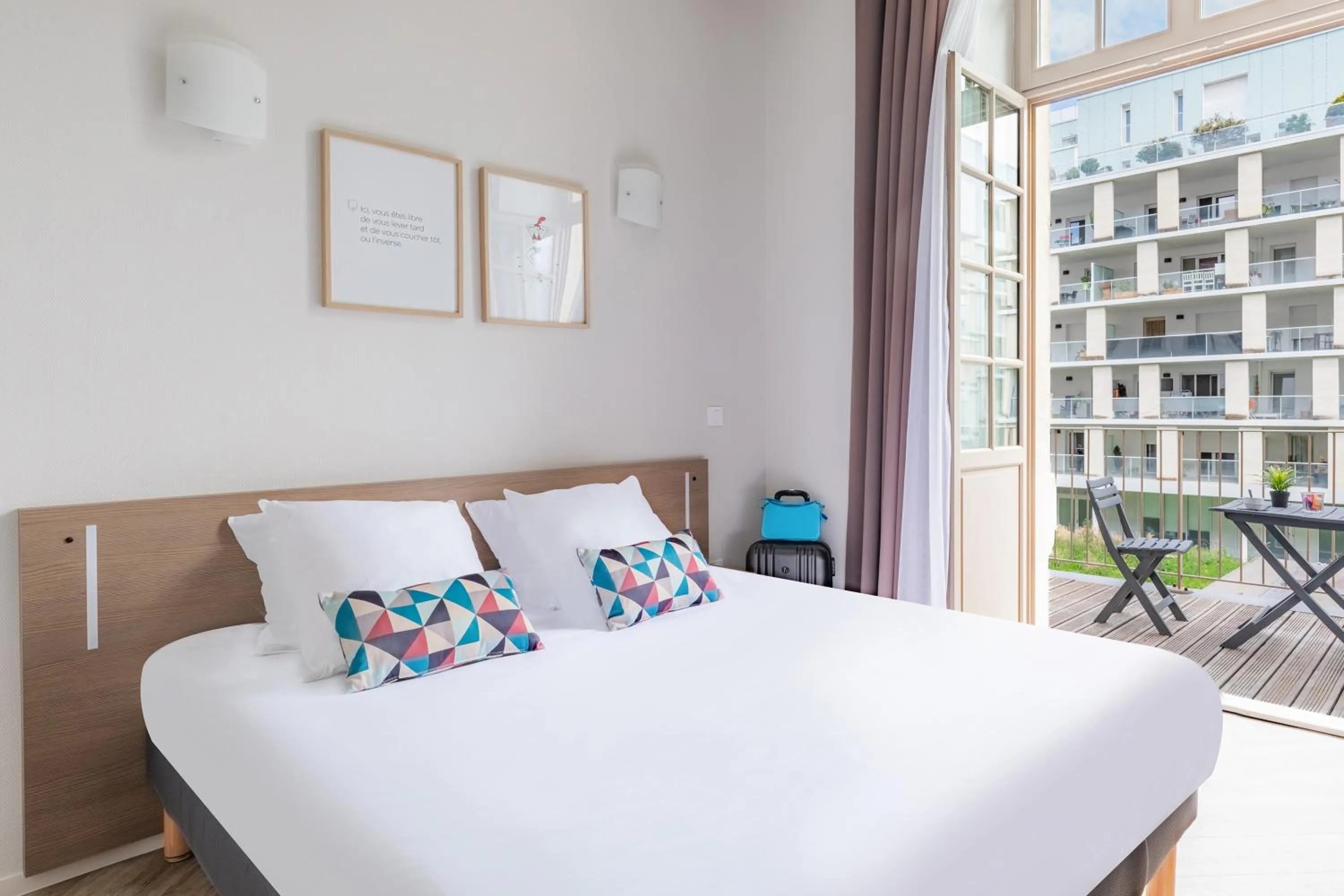 Bed in Appart’City Confort Reims Centre