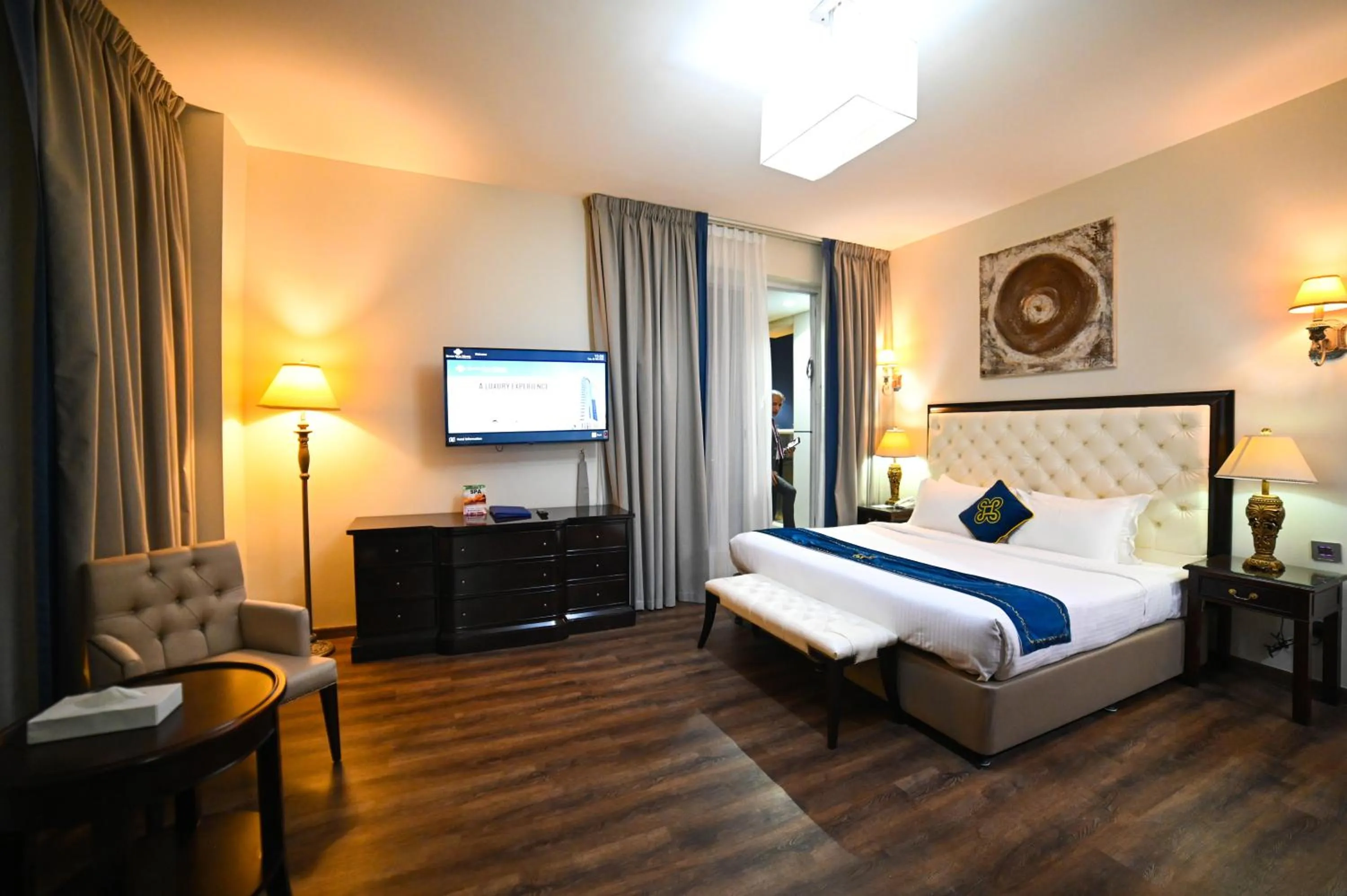 Bed in Seven Seas Hotel