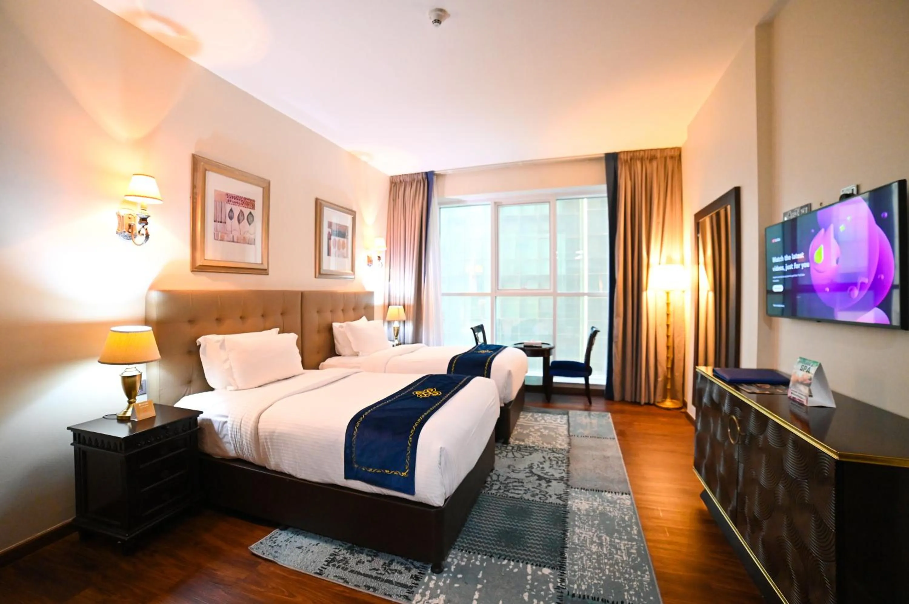 Bed in Seven Seas Hotel