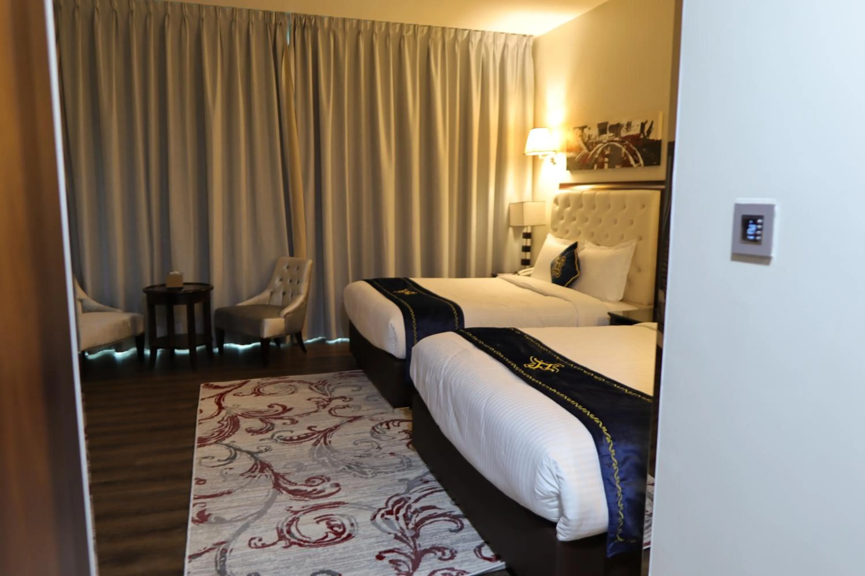 Bed in Seven Seas Hotel