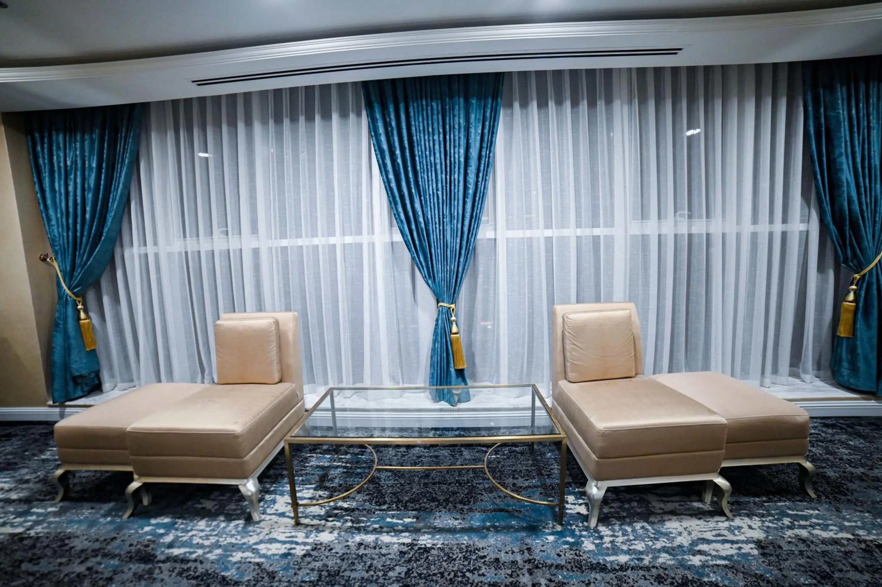 Seating area in Seven Seas Hotel