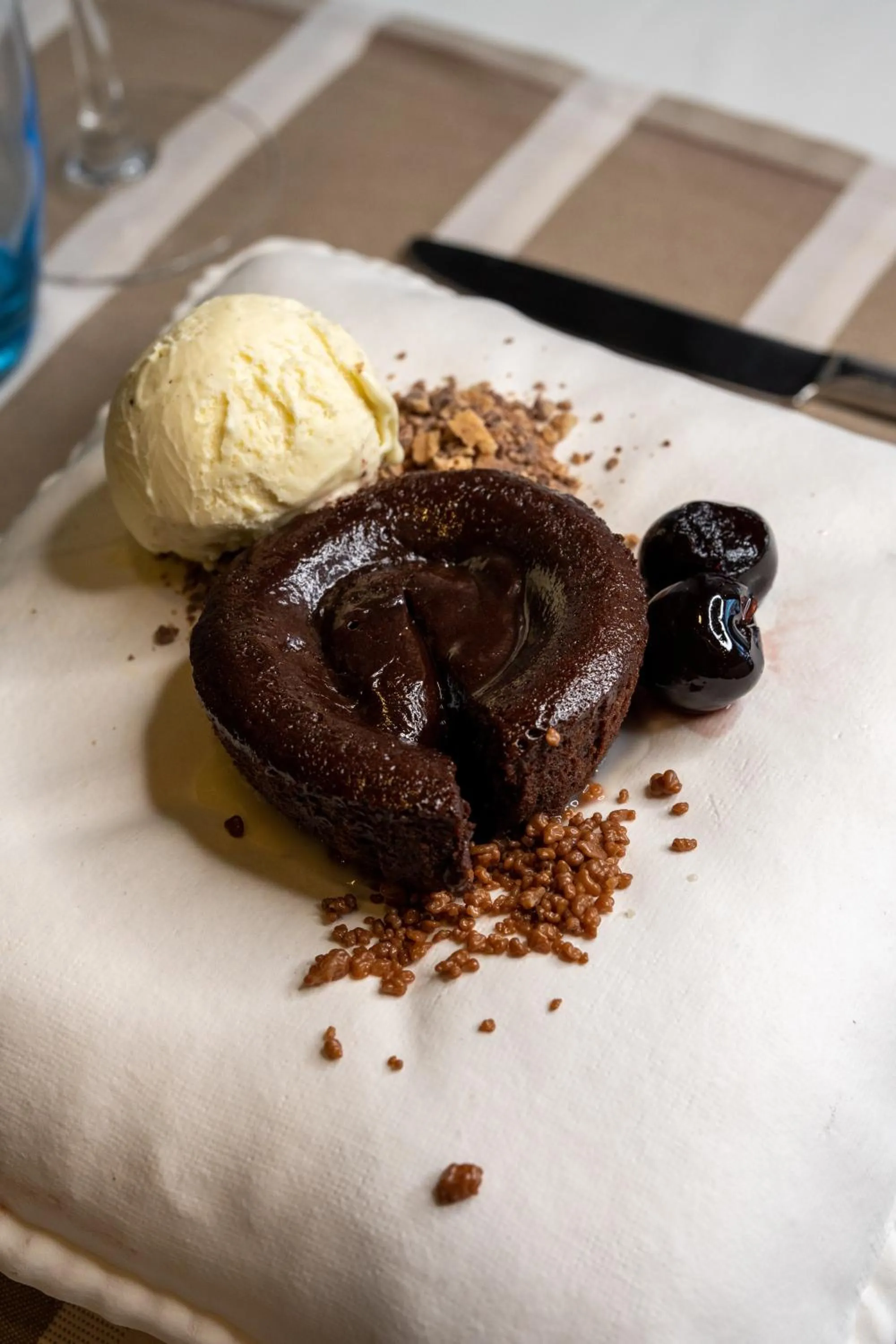 Restaurant/places to eat in Hotel La Trufa Negra